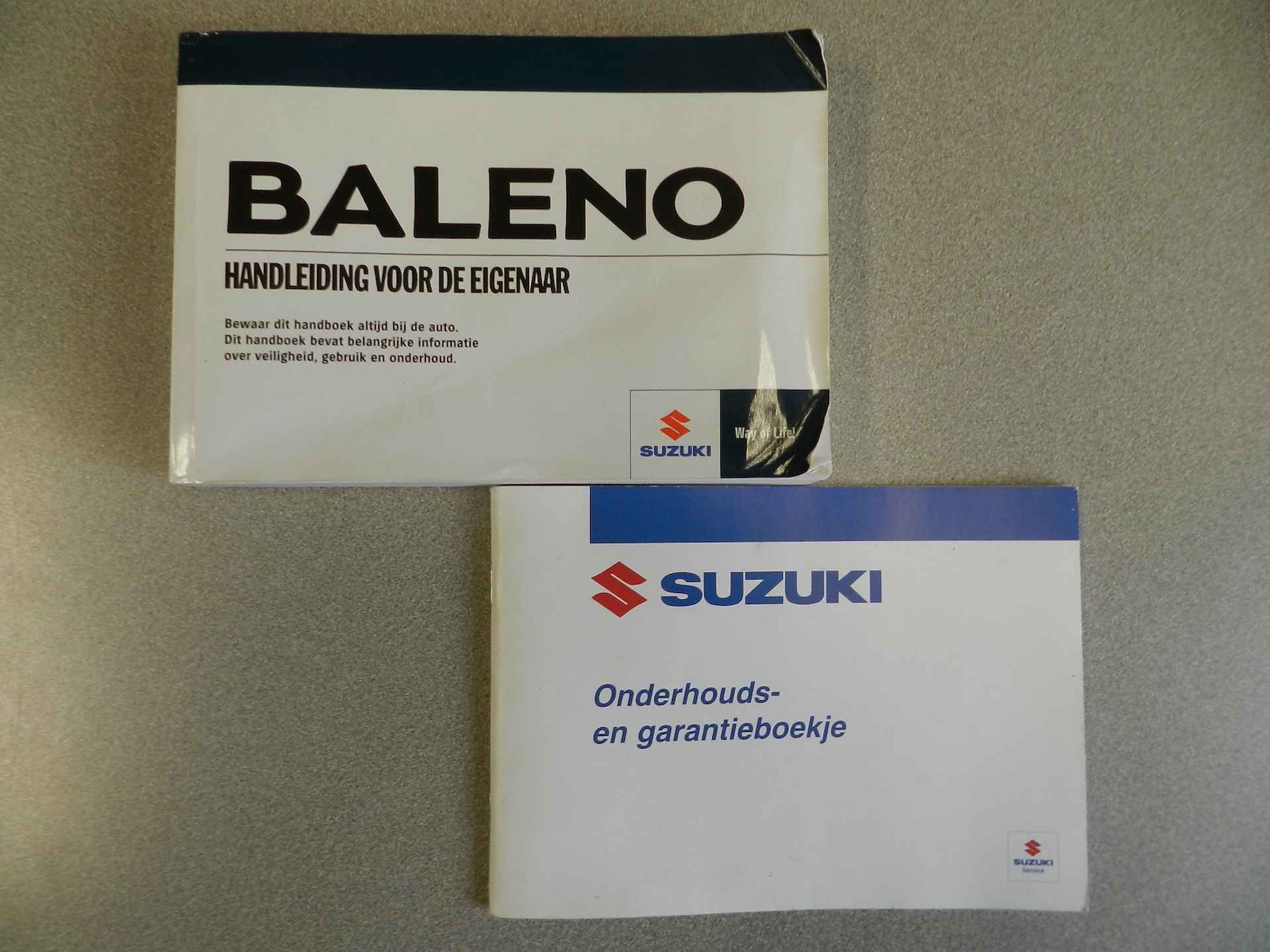 Suzuki Baleno 1.2 90PK 5Deurs HB Exclusive Airco LMV 16" Metallic lak CV afst - 30/31