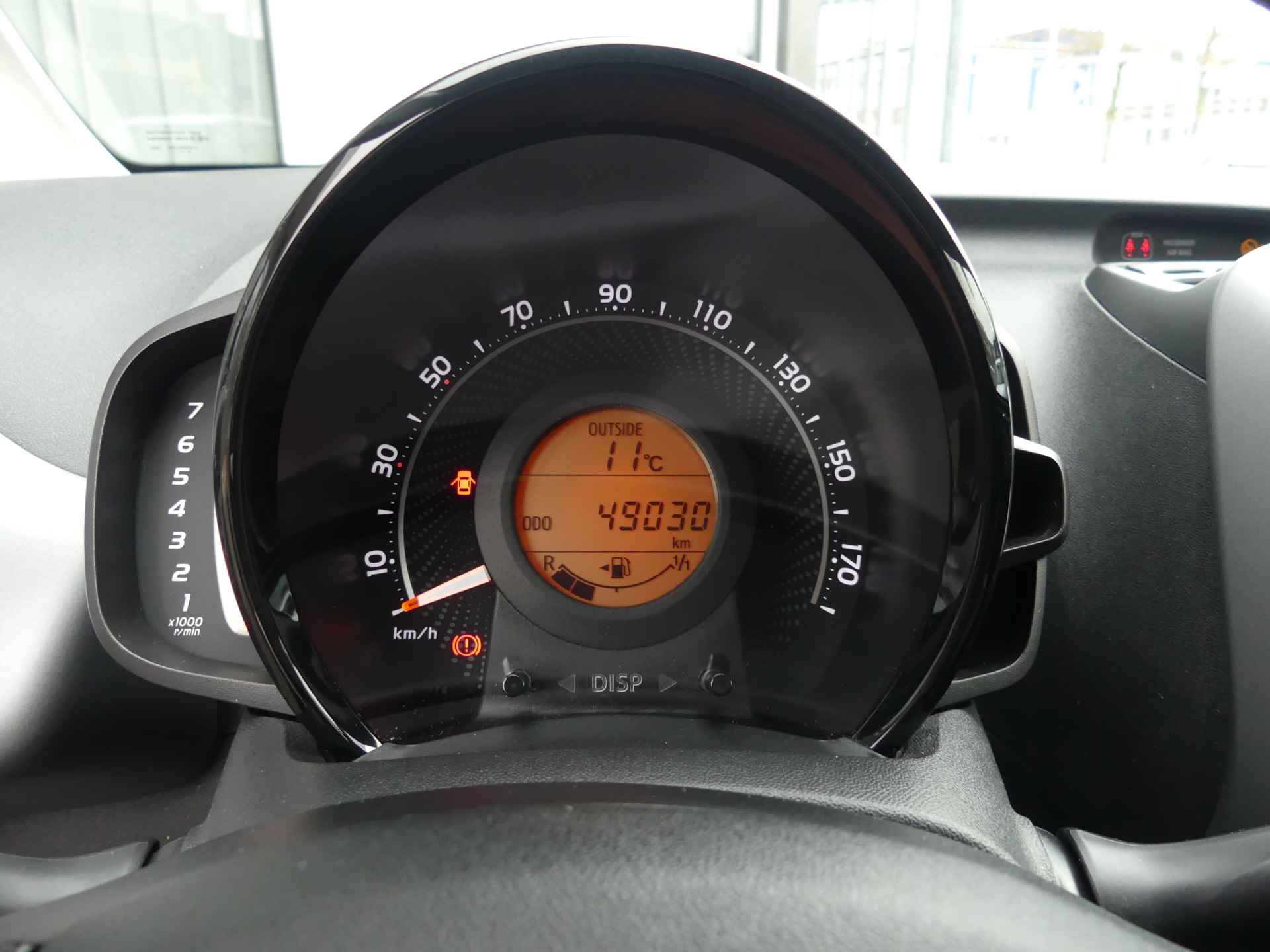 Toyota Aygo 1.0 VVT-i x-play Bluetooth, Airco, Achteruitrijcamera, - 14/25