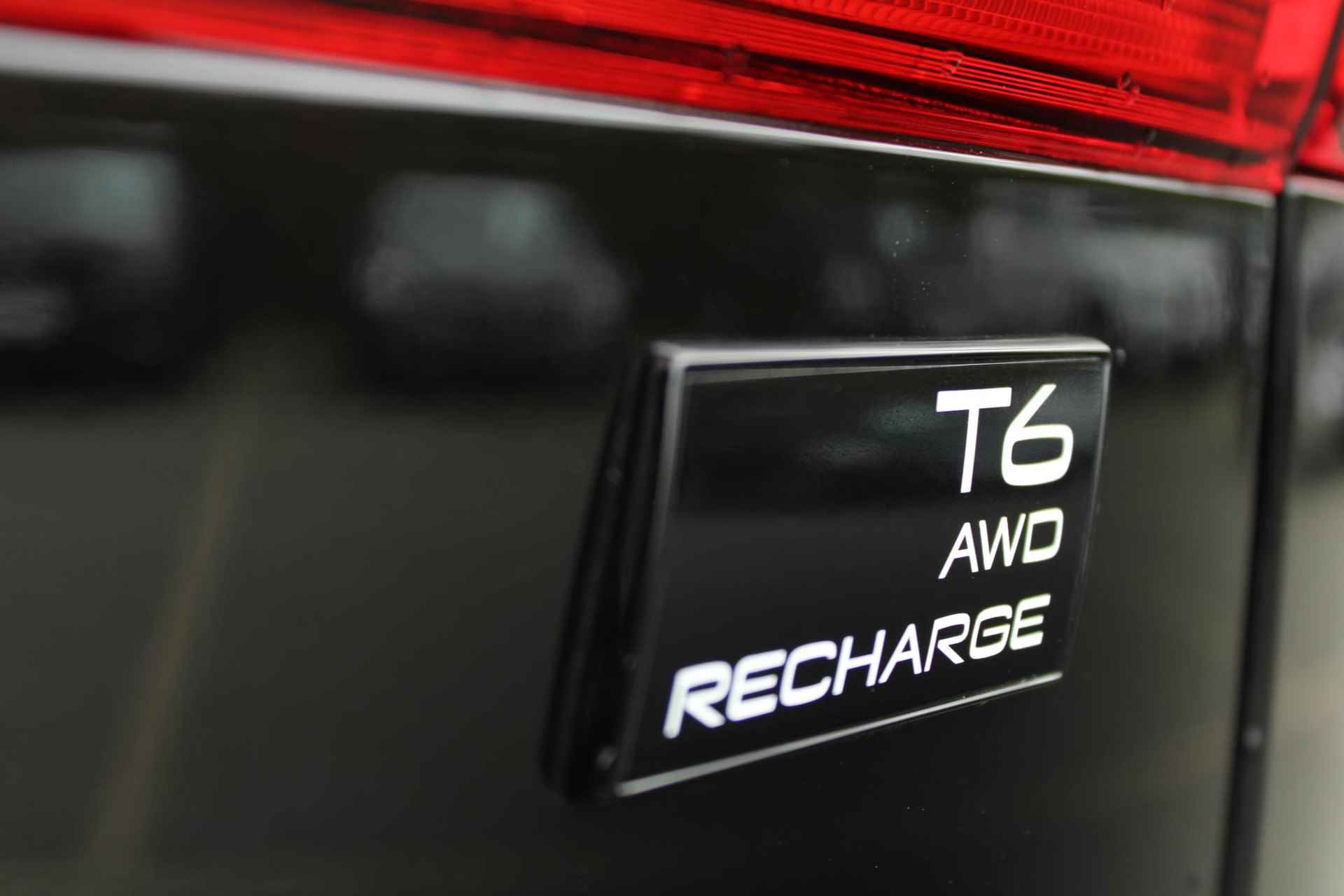 Volvo XC60 Recharge T6 AWD 398PK AUT8 Plus Black Edition, - 19/35