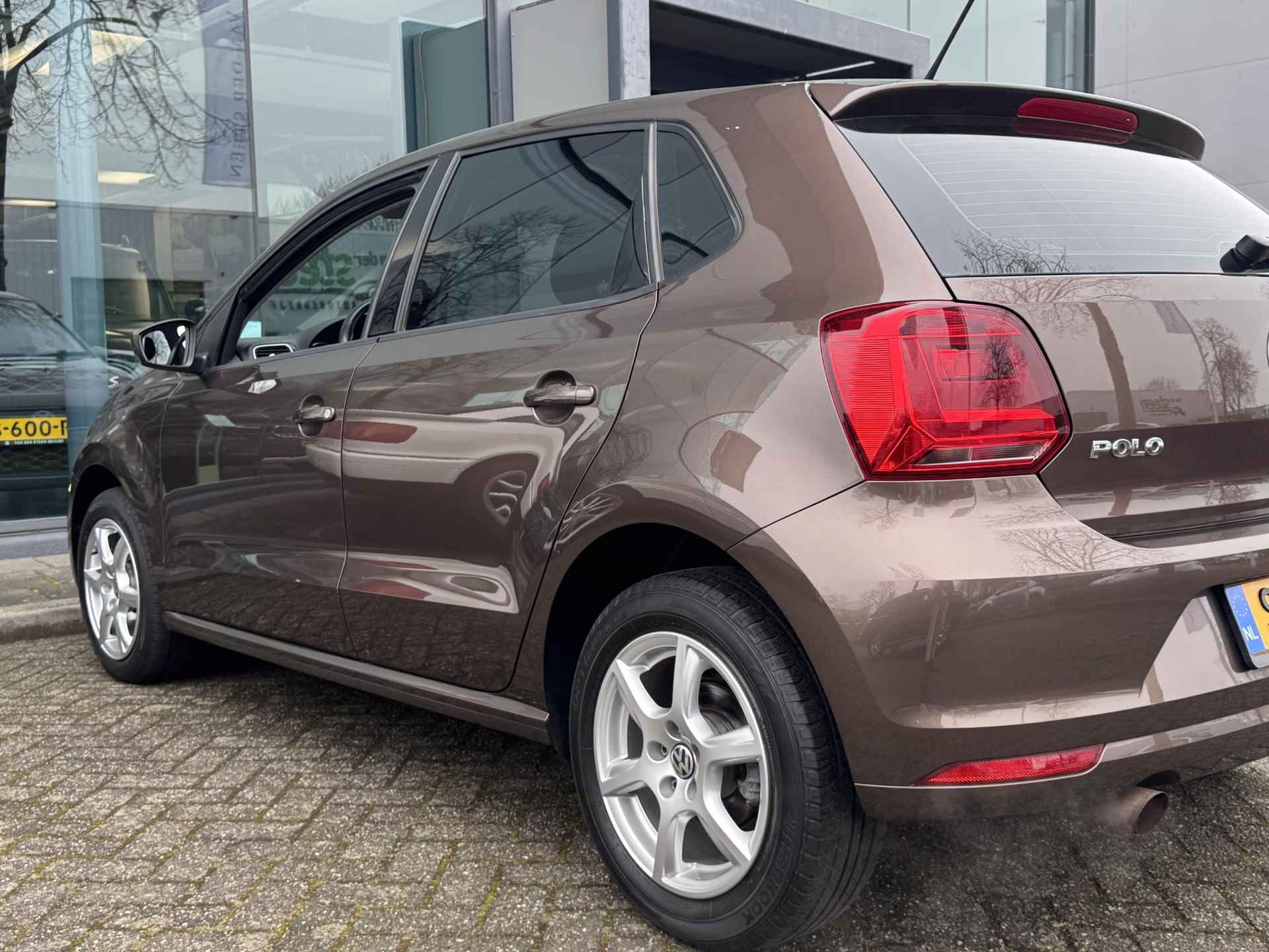 Volkswagen Polo 1.2 TSI Highline Apple Carplay | Climate Control - 14/19