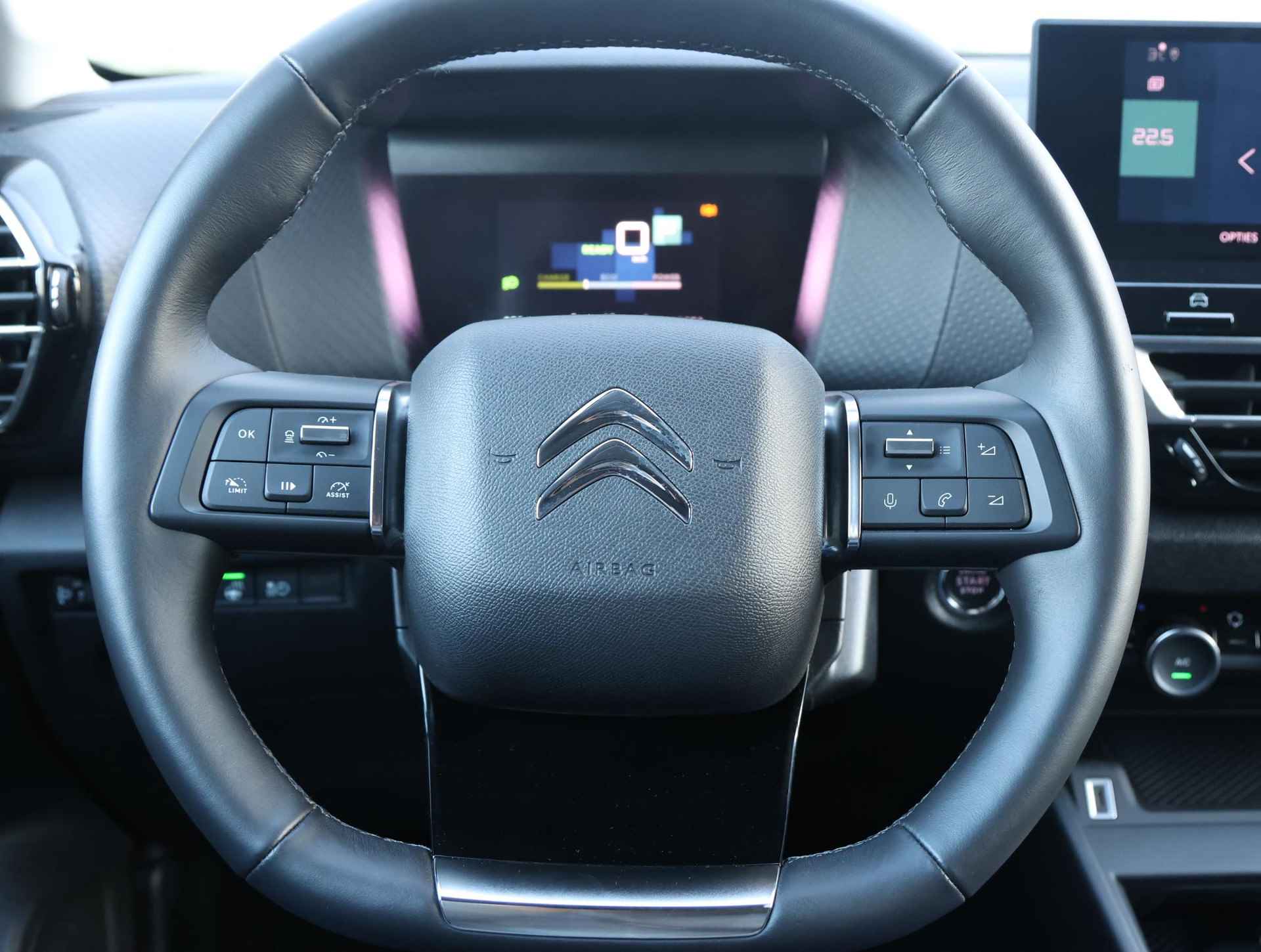 Citroen Ë-C4 Shine 50 kWh 3-fase | Winterpakket | HiFi Focal | Camera | Adaptive Cruise | FULL LED | AppleCarPlay - 30/44