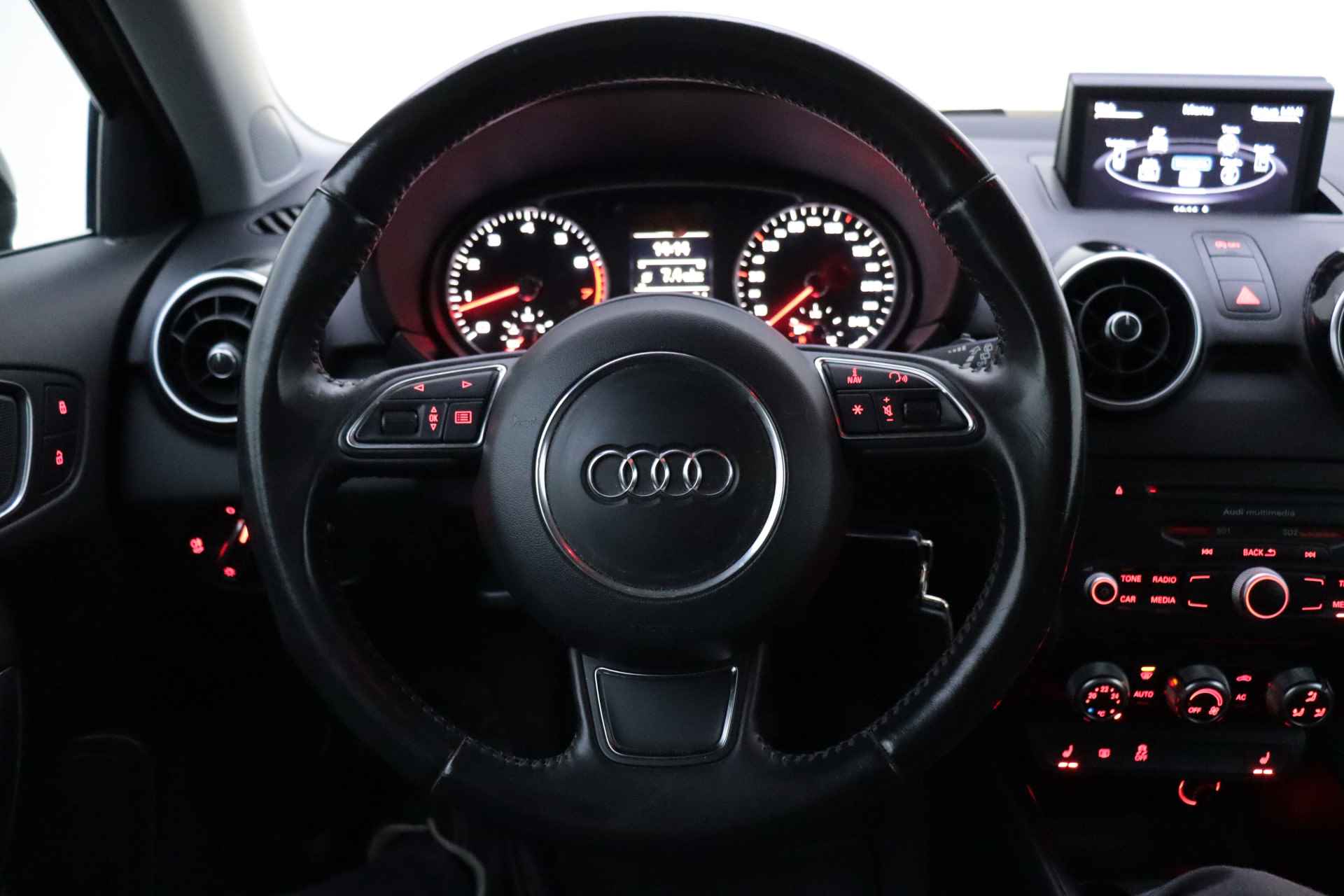 Audi A1 1.4TFSI Ambition XENON/CLIMA/LMV/STOEL.VW/16INCH.LMV/PDC/AUT.VERLICHTING - 16/23