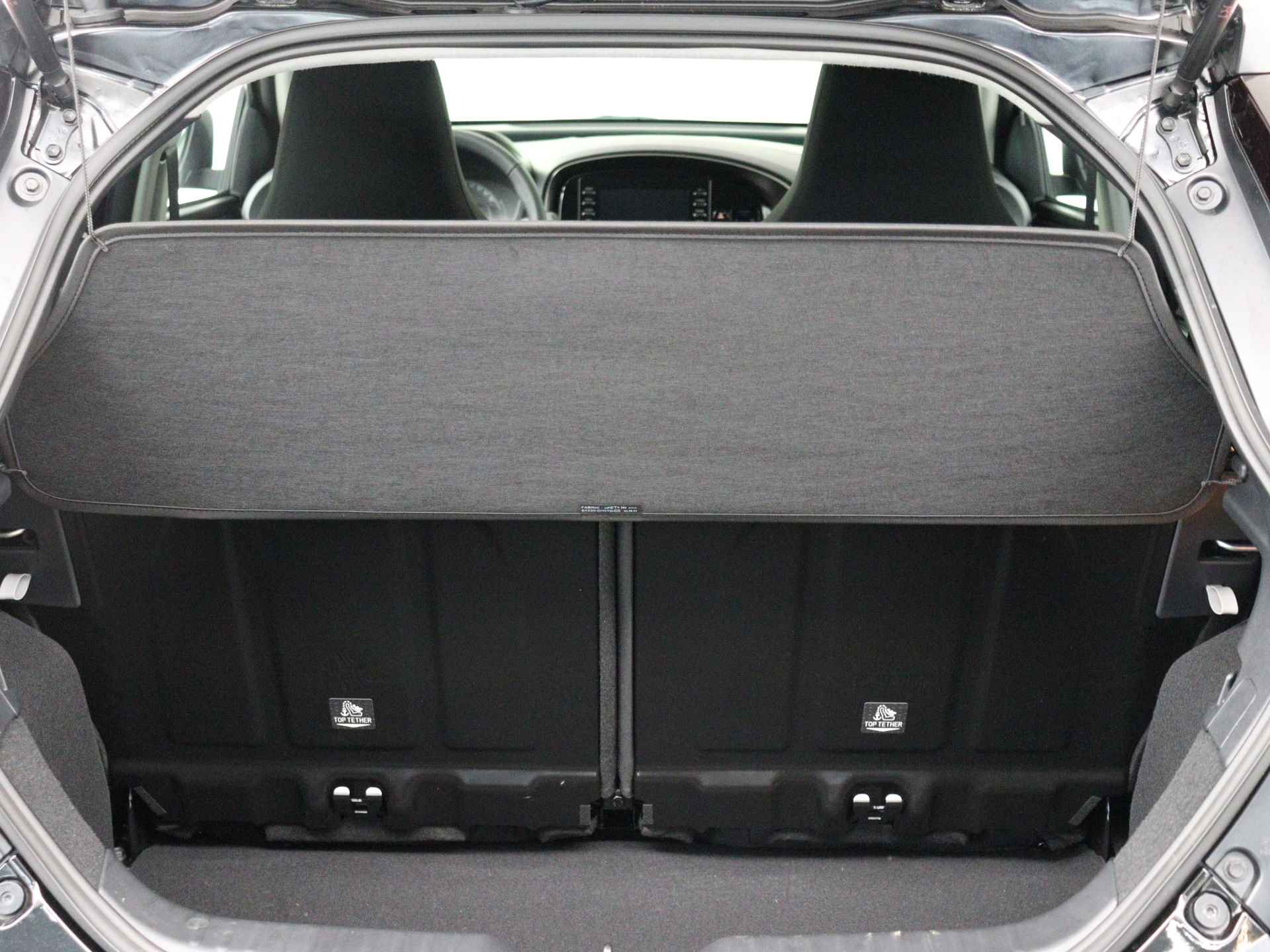 Toyota Aygo X 1.0 VVT-i S-CVT play Limited | Mat grijs | Zwarte LM velgen 18 inch | Privacy Glas | Chameleon voorruit | - 27/33