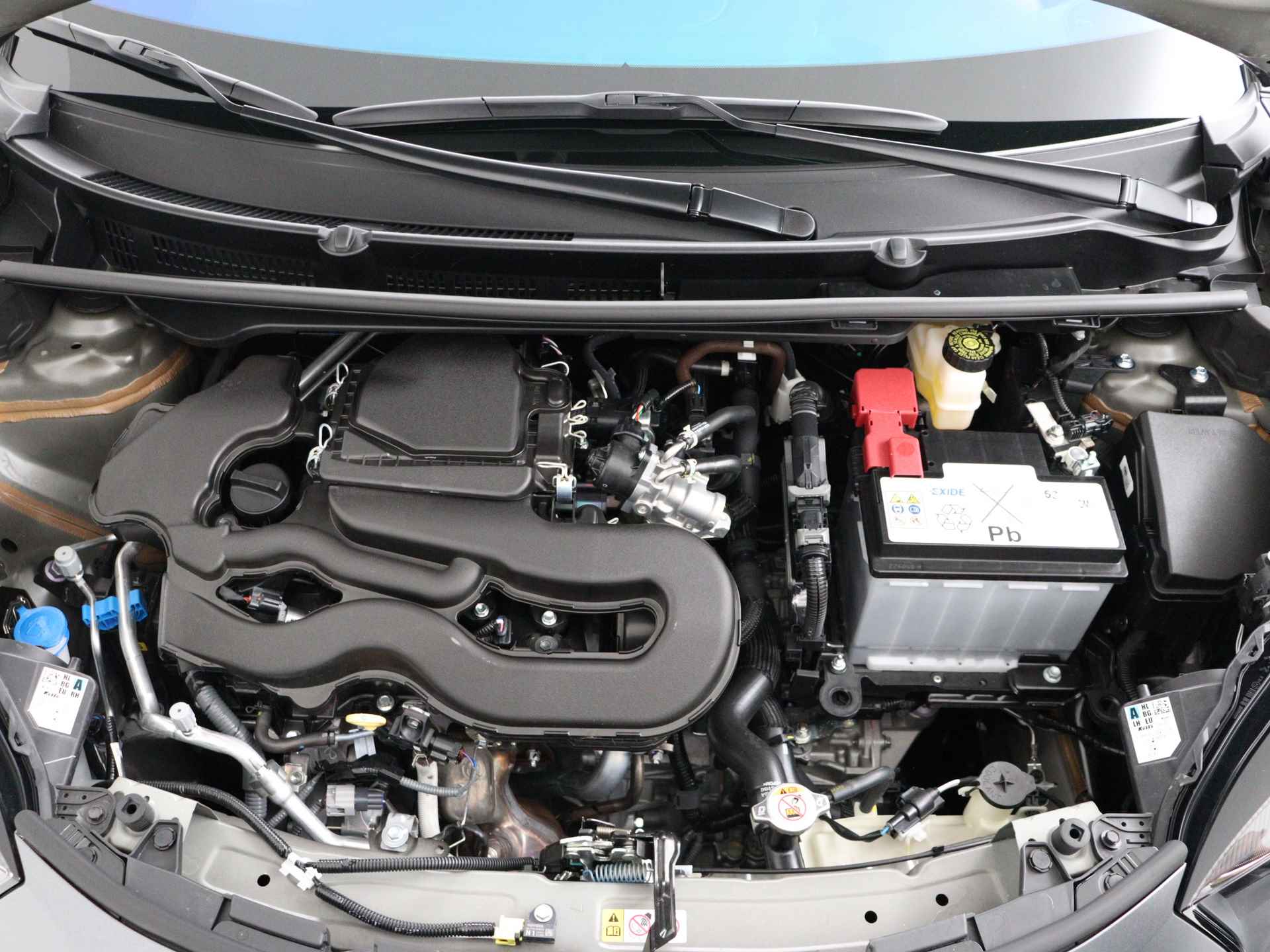 Toyota Aygo X 1.0 VVT-i S-CVT play Limited | Mat grijs | Zwarte LM velgen 18 inch | Privacy Glas | Chameleon voorruit | - 31/33