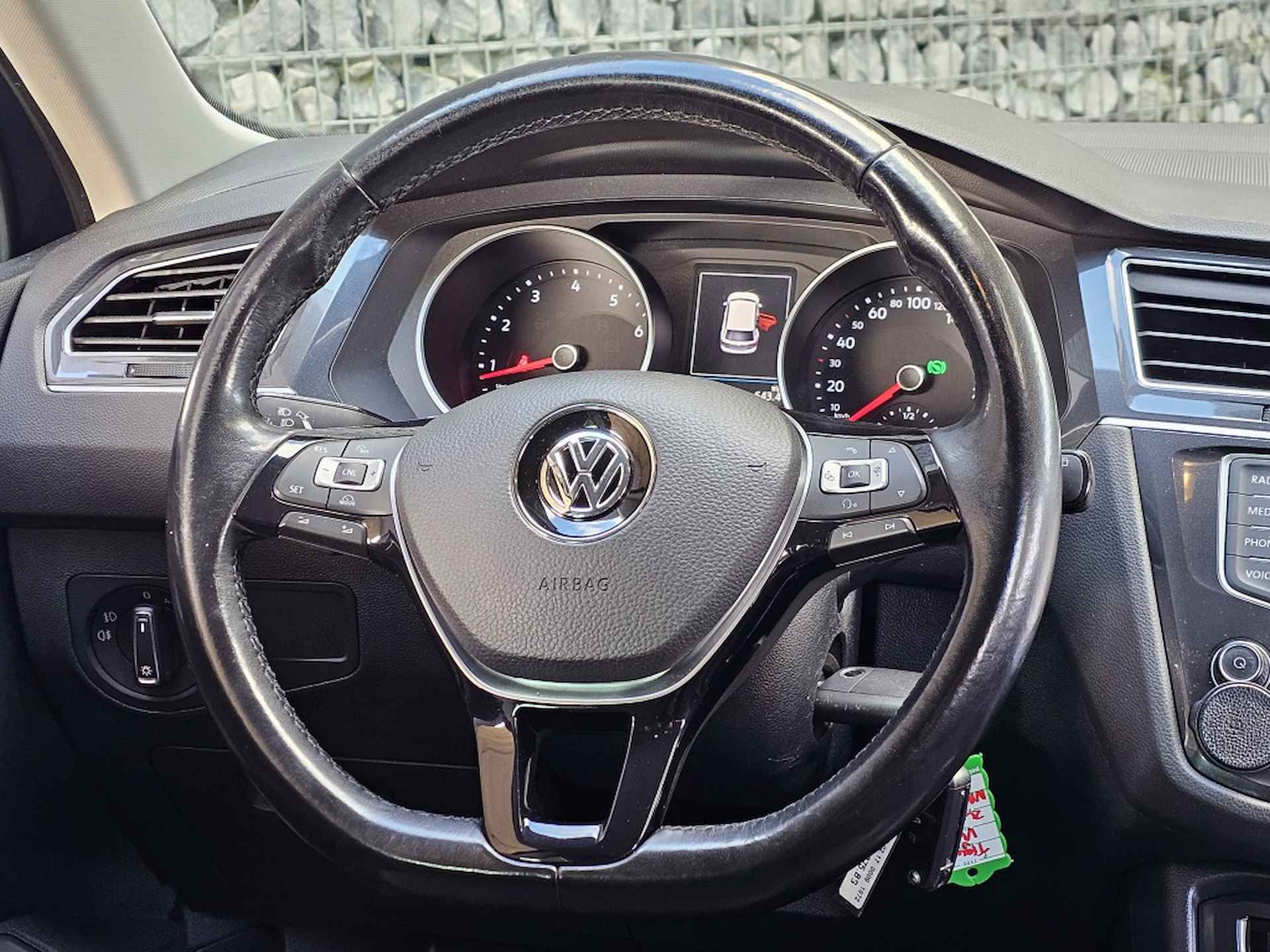 Volkswagen Tiguan 1.4 TSI | Geen import | Navi | Trekhaak - 16/25