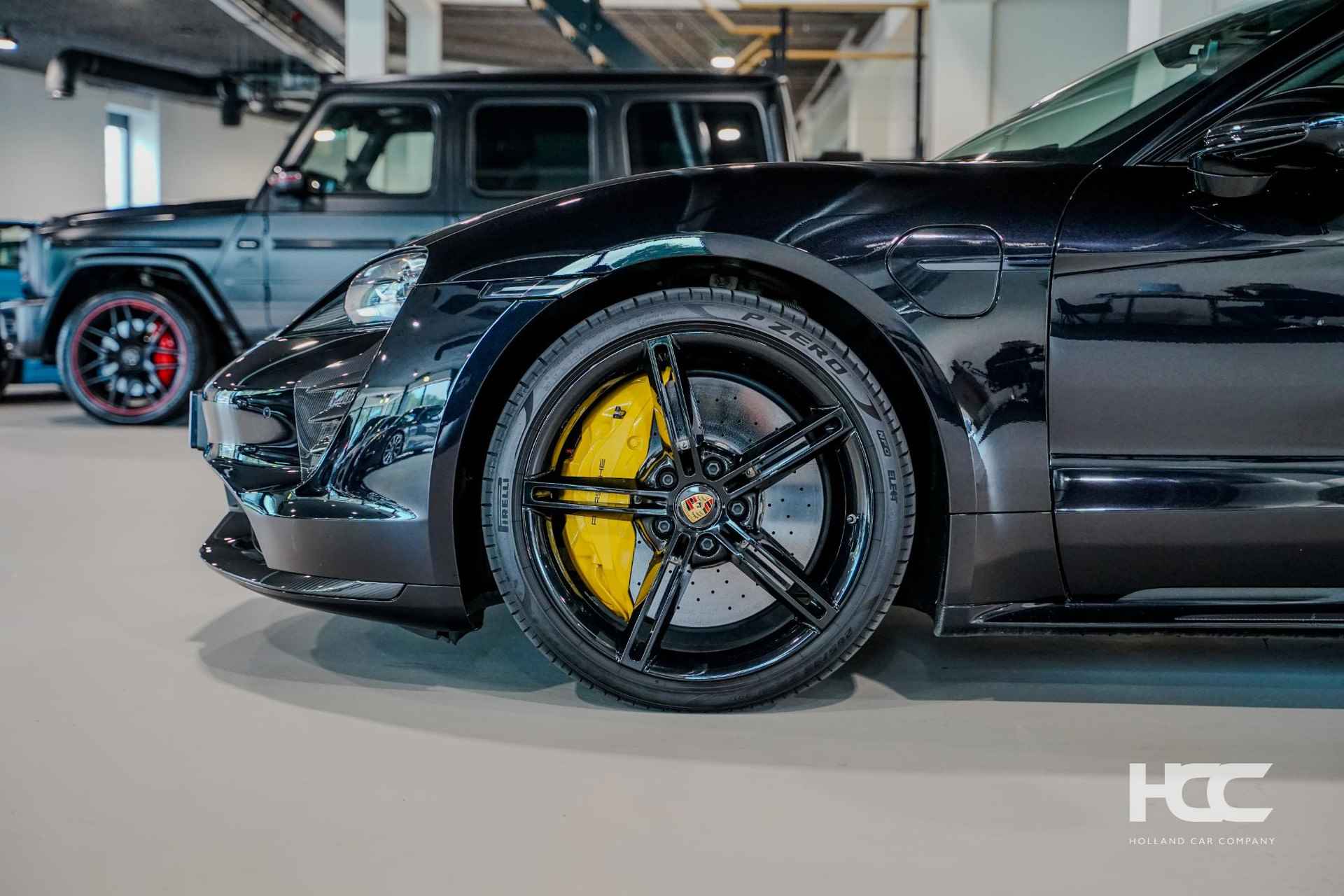 Porsche Taycan Turbo S | Carbon | TechArt | Pass. Display - 3/31