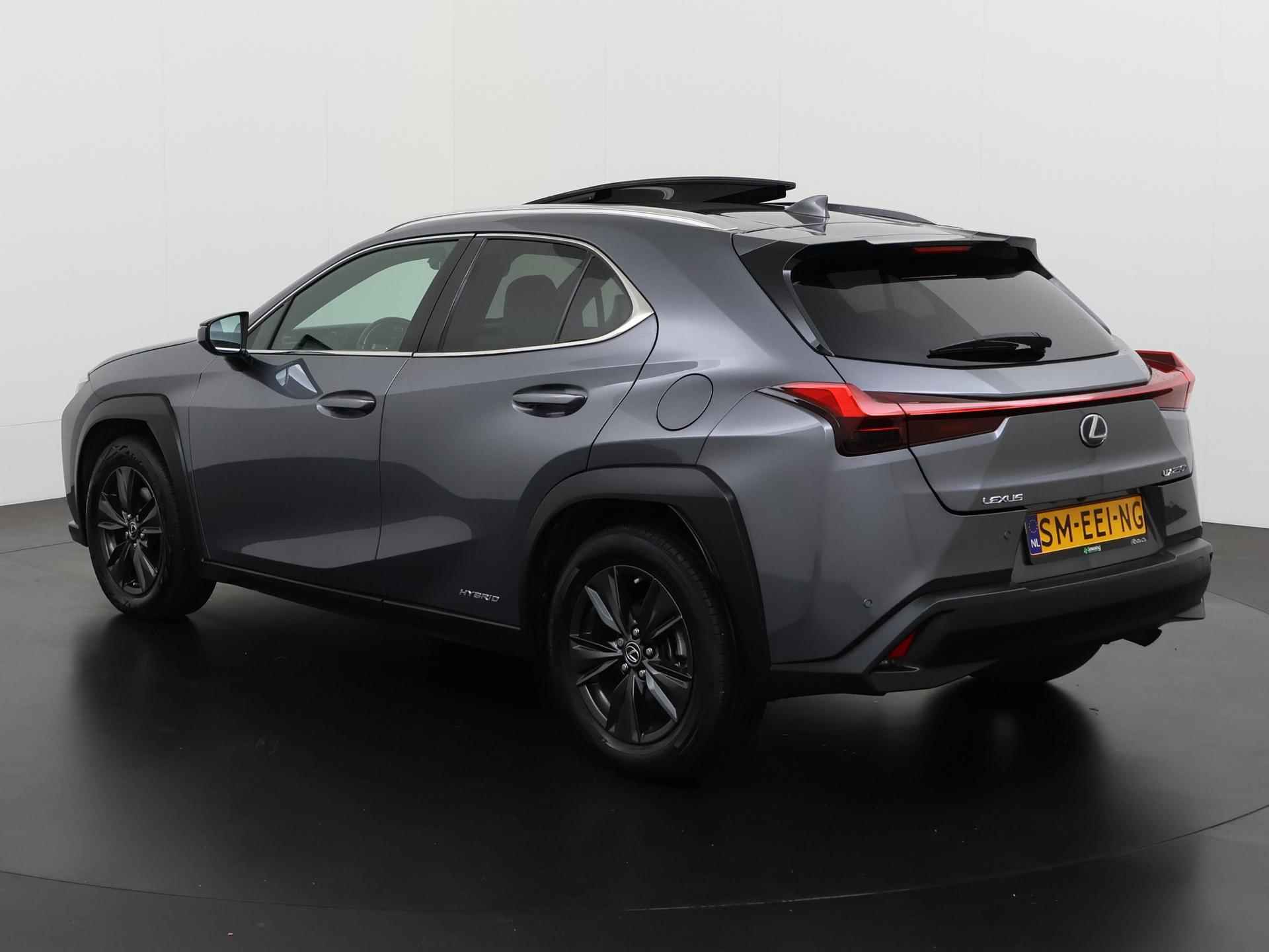 Lexus UX 250h AWD Executive Line | Schuifdak | Leder | Zondag Open! - 6/39