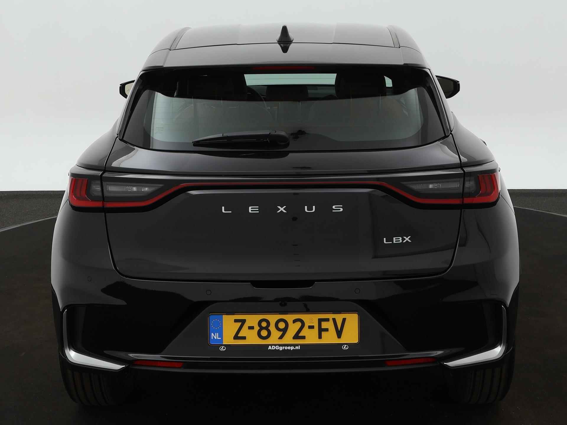 Lexus LBX Relax 2WD | Advanced Pack | Mark Levinson | Head-Up Display - 22/30