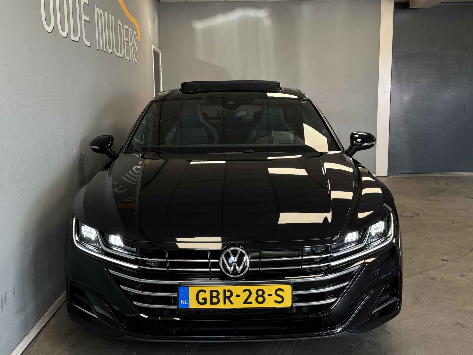 Volkswagen Arteon Shooting Brake 1.4 TSI eHybrid R-Line Panoramadak/360Camera/Trekhaak - 8/43