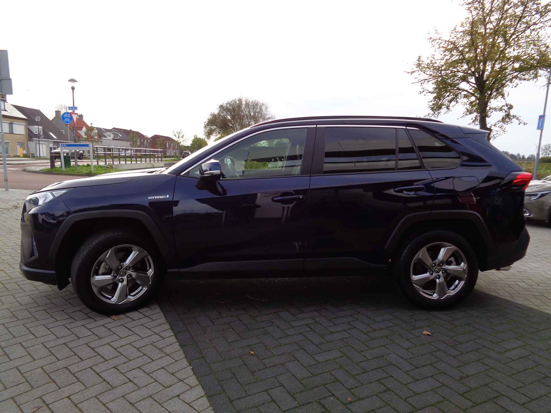 TOYOTA RAV4 2.5 Hybrid 218pk CVT Style | NAVI | JBL | DEMO - 4/24