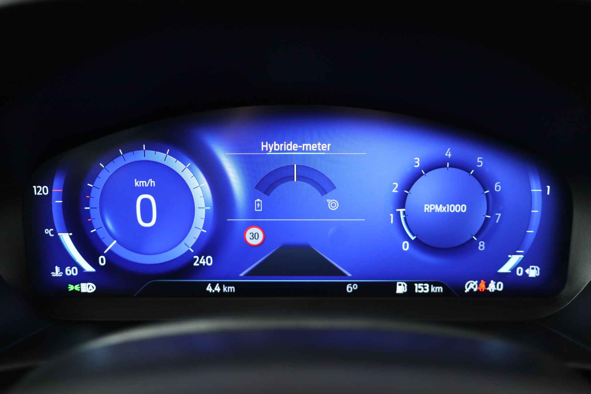 Ford Focus 1.0 EcoBoost Hybrid ST Line X | Direct Leverbaar | Panorama Dak | Drivers Assistance Pack | Winterpack | 18'' Lichtmetalen Velge - 11/45