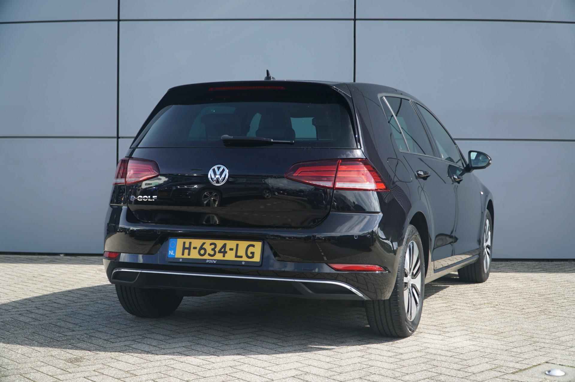 Volkswagen e-Golf 136pk E-DITION | Leder | Navigatie | Adaptive Cruise - 2/36