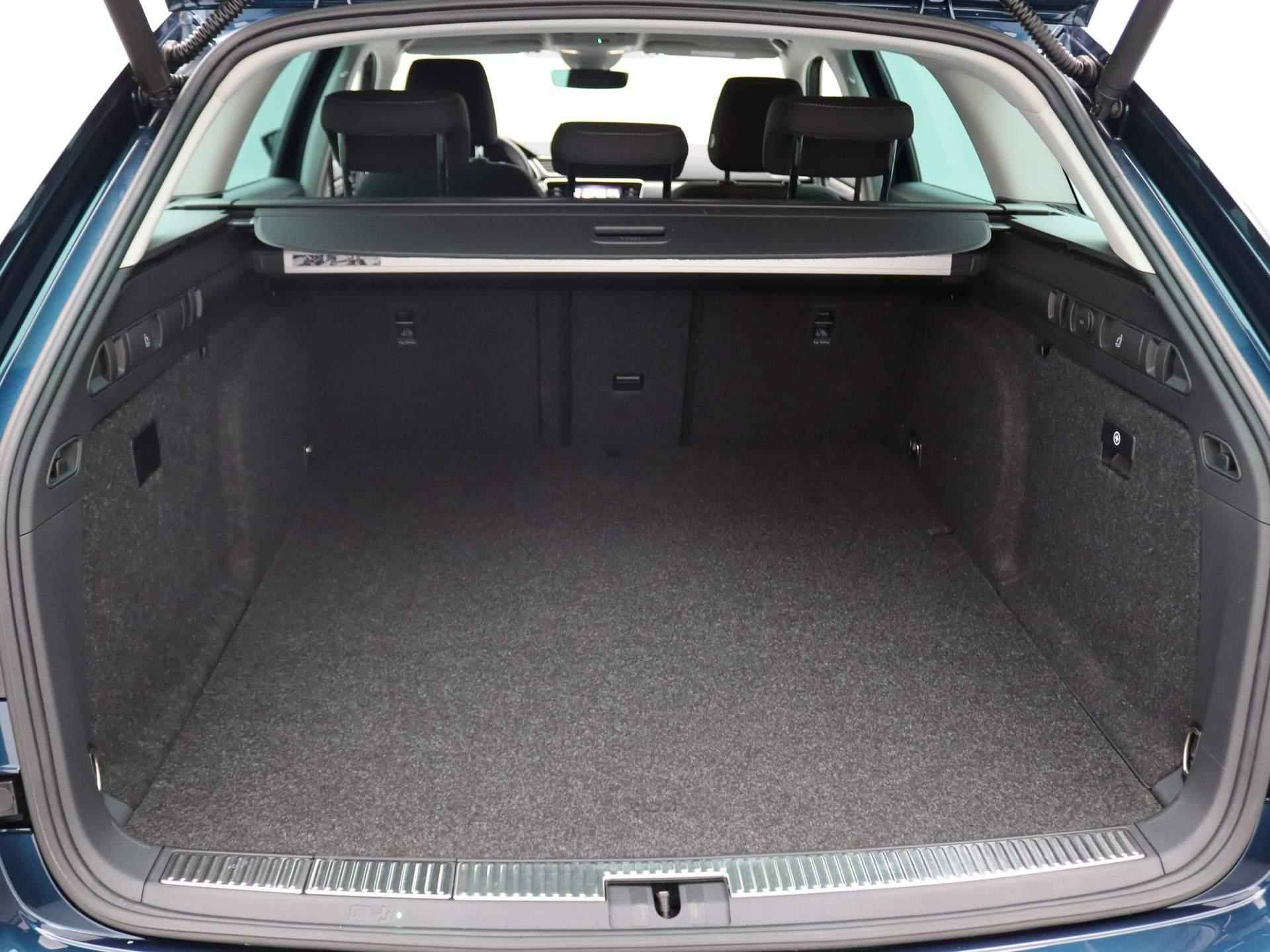 Skoda Superb Combi 1.4 TSI iV Business Edition Plus 218PK DSG Trekhaak, winterpakket Plus, Matrix-LED, elek. stoelen, park distance control, elek. achterklep, 19'' lichtmetaal - 8/52