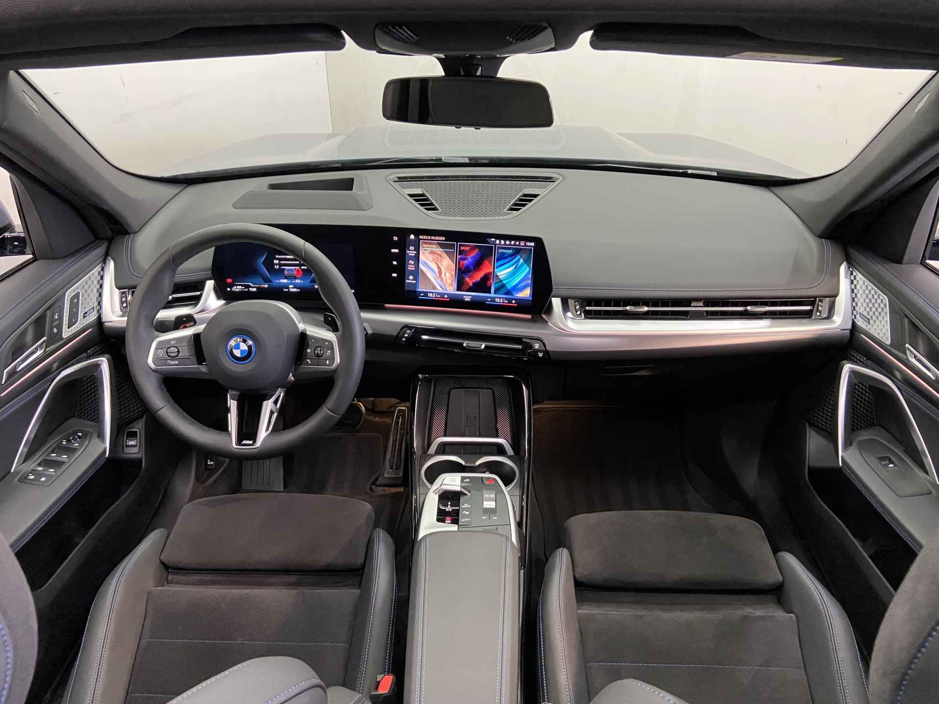 BMW X1 30e xDrive✅Panoramadak✅M-Pakket✅Sfeerverlichting✅Stoelmassage✅Headup-Display✅360 Camera✅Virtual Cockpit✅ - 41/123