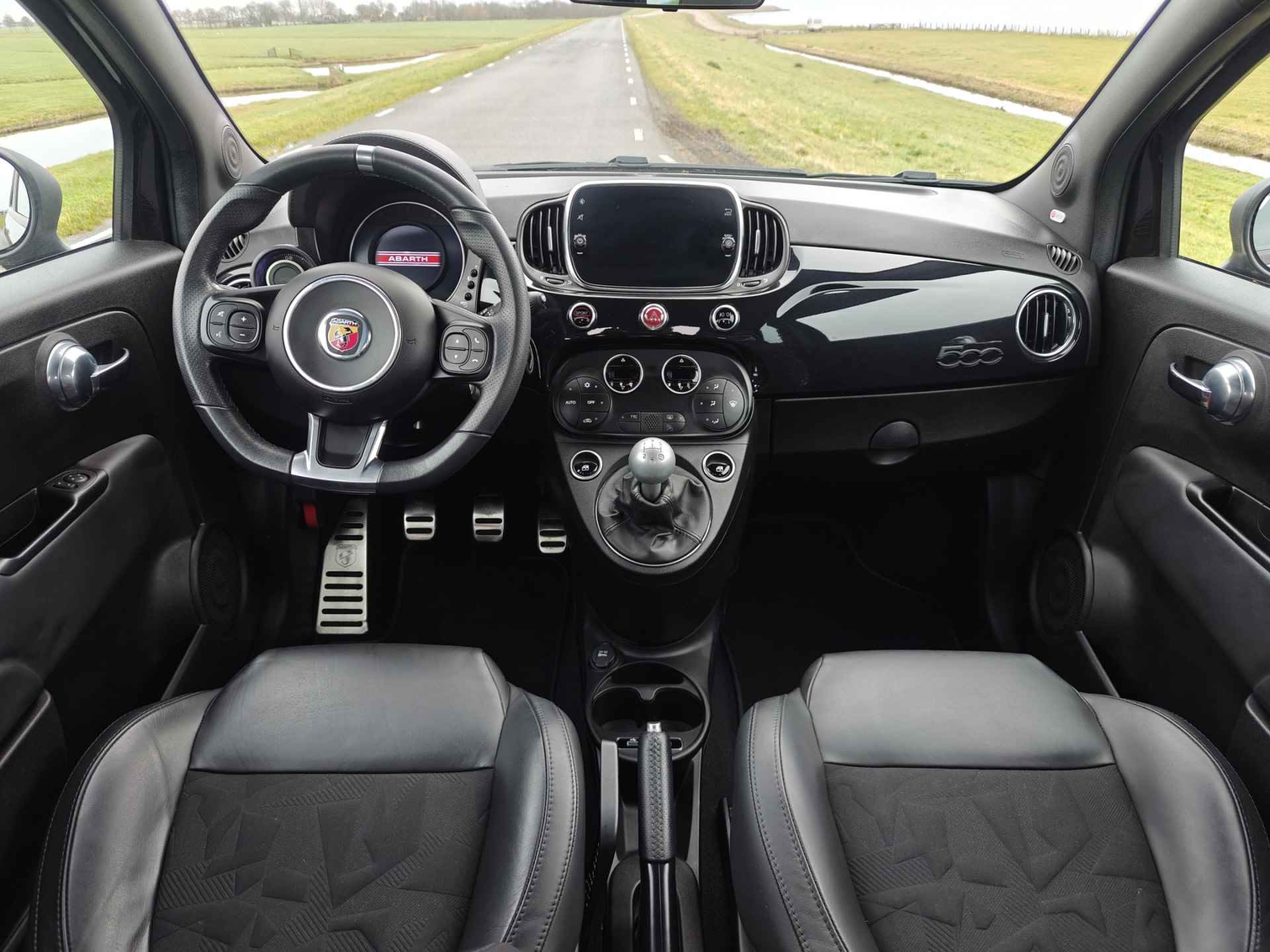 Abarth 595 ScorpioneOro | Beats | 1 van 2000 | Nieuwstaat | Carplay - 3/42