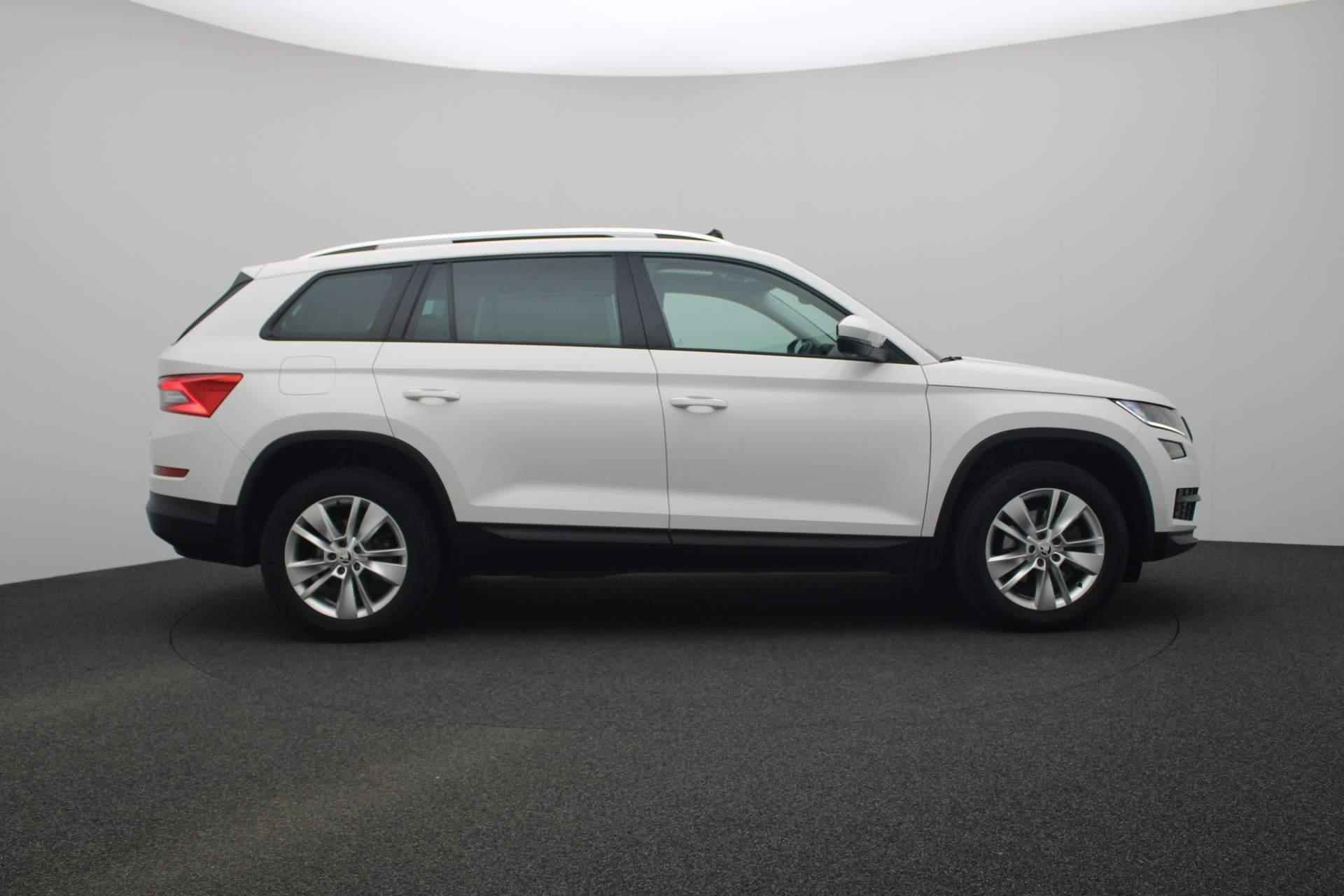 Skoda Kodiaq 7 pers. 1.4 TSI 150PK DSG ACT Ambition Business | Pano | Trekhaak | Navi | LED | 18 inch - 22/41