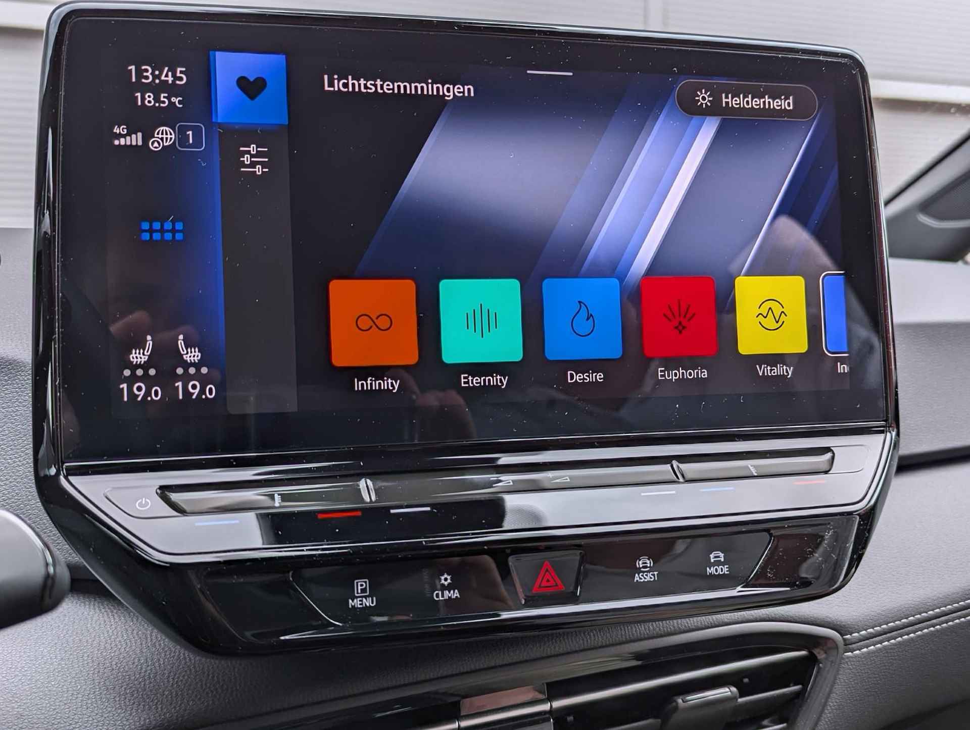 Volkswagen ID.3 204pk Pro Advantage 58 kWh | LED Matrix | Verlaagd | Navigatie - 29/36