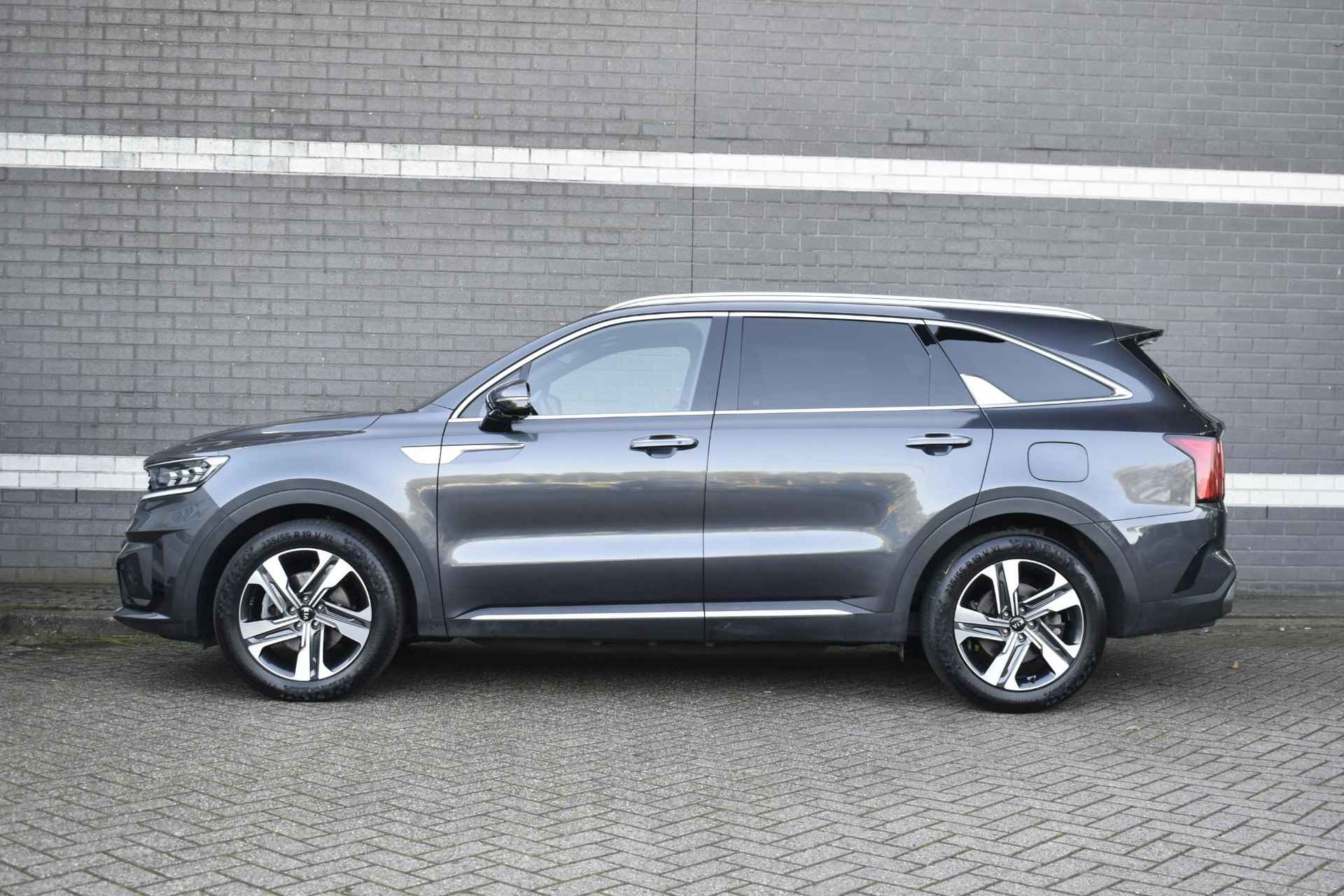 Kia Sorento 1.6 T-GDI Plug-in Hybrid 4WD ExecutiveLine 5p. / Trekhaak / Stoel-Stuurverwarming / Stoelventilatie / Head-Up - 5/58