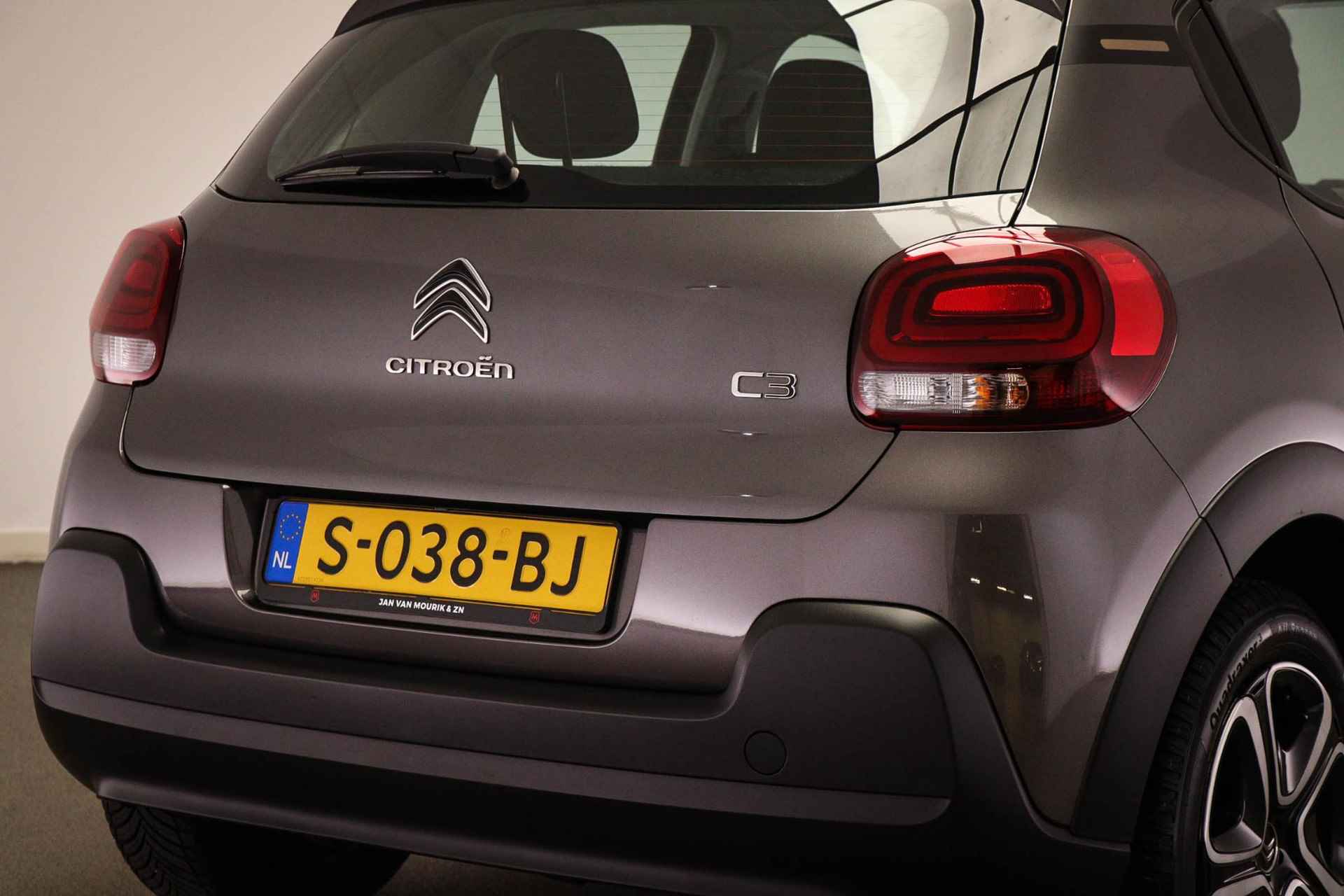 Citroen C3 1.2 PureTech C-Series | LED | STOELVERWARMING | DAB | APPLE - 19/52