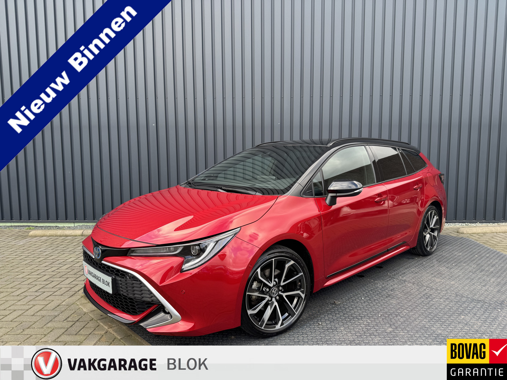 Toyota Corolla Touring Sports 2.0 Hybrid Executive / Bi tone | Pano schuif- kantel dak | JBL | Head-up | Sport stoelen | Rijklaar!!!