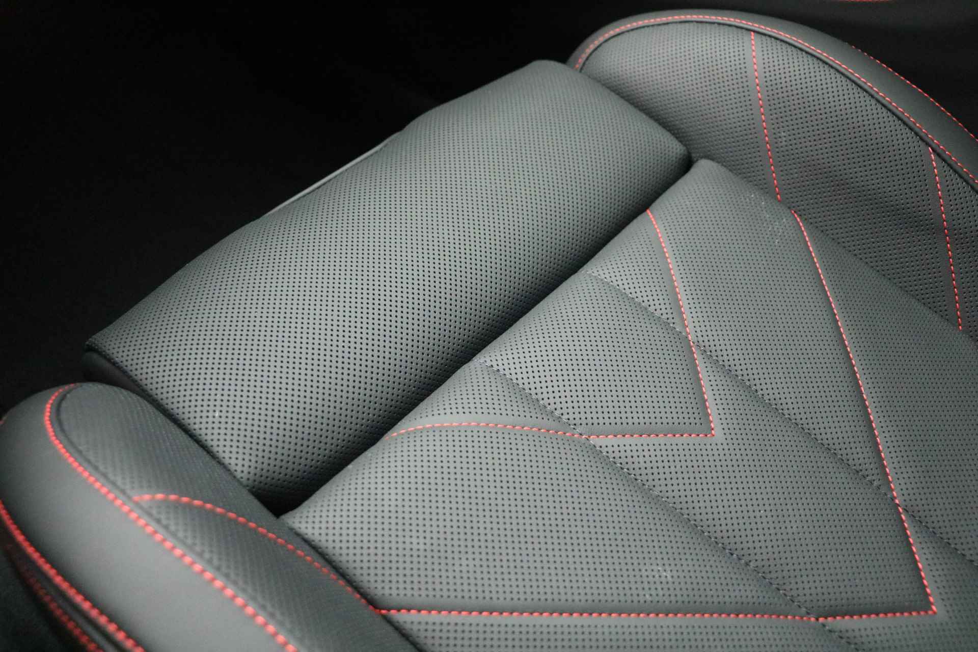 BMW XM PHEV Label Red 30 kWh Automaat / Trekhaak / Massagefunctie / Adaptief M Onderstel Professional / Bowers & Wilkins / Soft-Close / M Multifunctionele stoelen - 24/27