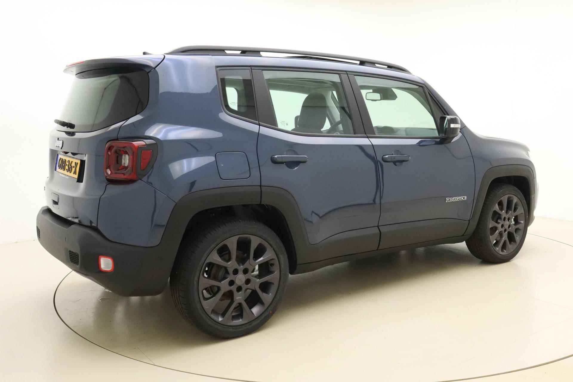 Jeep Renegade 1.5T e-Hybrid Altitude | Navigatie | Adaptieve cruise control | Panoramadak | LED verlichting | Keyless | 19'' lichtmetalen velgen - 3/40