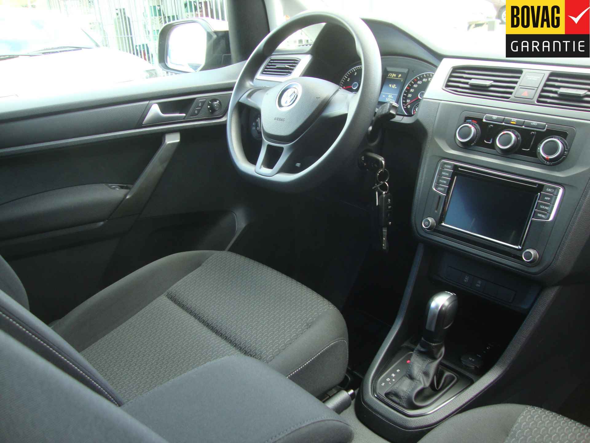 Volkswagen Caddy Combi 1.4 TSI Trendline 92kw DSG Automaat 5 pers ( Airco, Trekhaak, Apple Carplay, Android Auto) RIJKLAARPRIJS! - 7/47