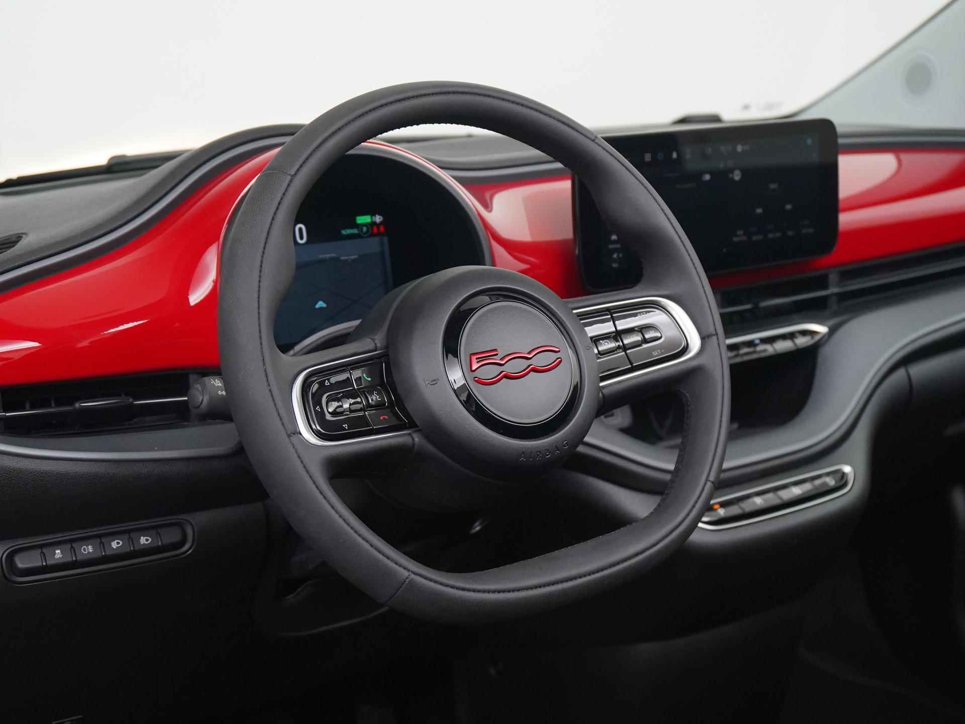 Fiat 500 C RED 42 kWh | Apple/Android Carplay | Navigatie | Virtual Cockpit | Zondag Open! - 32/36