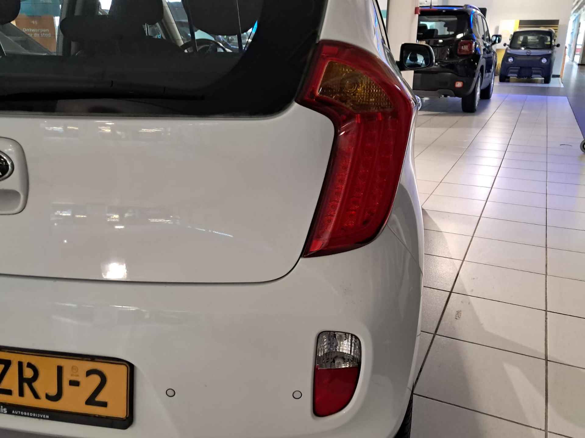 KIA Picanto 1.0 CVVT 69 PK 5DRS Design Edition / Airco / Parkeersensoren - 8/24