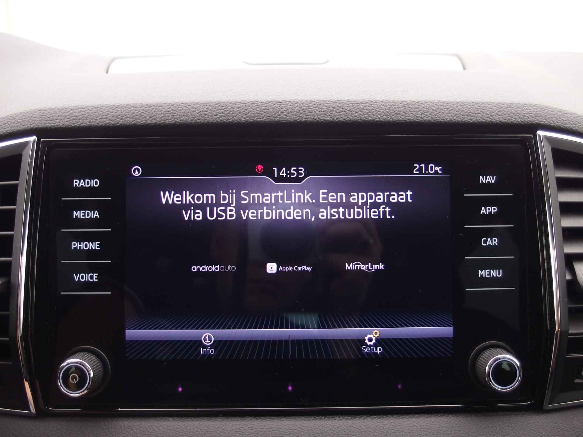 Škoda Karoq 1.0 TSI Clever Edition CAMERA / STOELVERW / CARPLAY / NAVI / CLIMA / PDC / NL-AUTO - 12/51