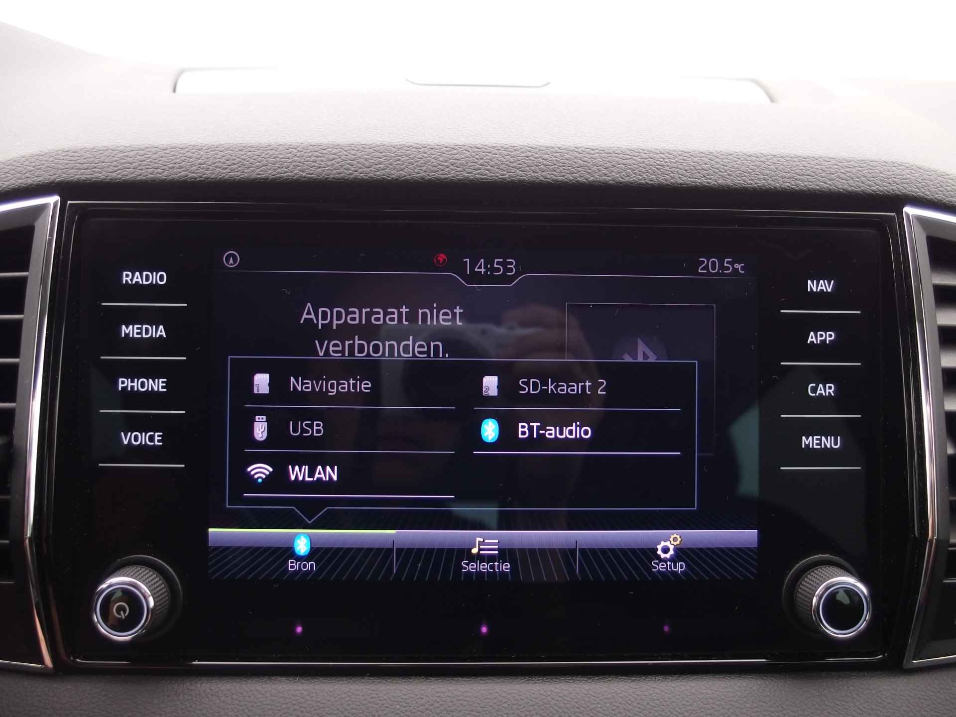 Škoda Karoq 1.0 TSI Clever Edition CAMERA / STOELVERW / CARPLAY / NAVI / CLIMA / PDC / NL-AUTO - 30/51