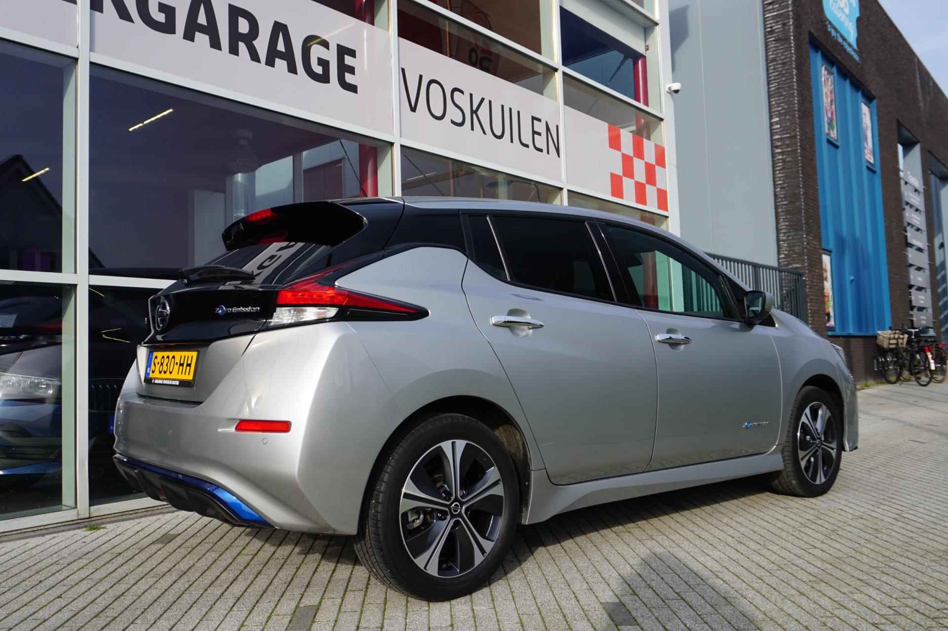 Nissan LEAF E+ Tekna 62 kWh Bose - 23/34