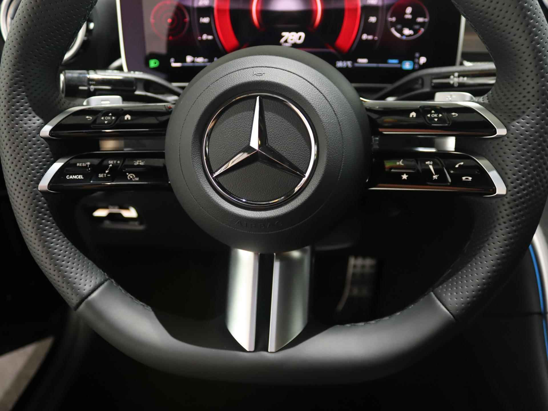 Mercedes-Benz CLE 300 4MATIC AMG Line | Nieuw Prijs €97.223,- | Premium Plus | Panoramadak | Memory | 20-Inch | Nightpakket | AMG spoiler - 25/28