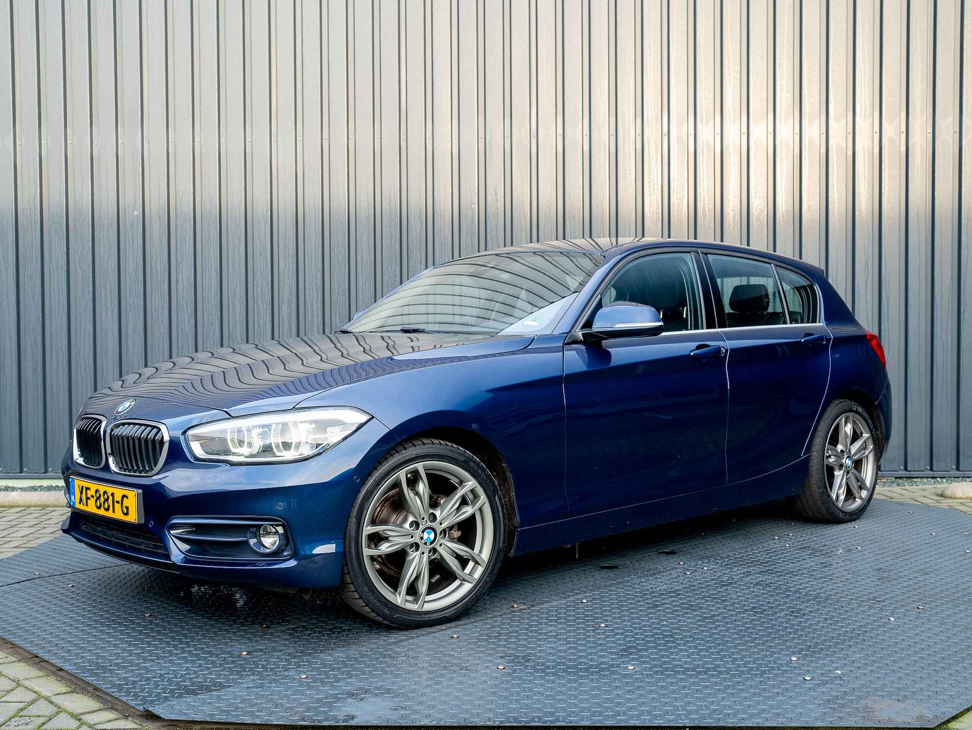 BMW 1-serie 118i High Executive | Leder | Camera | Parkeersensoren V&A | Stoelverwarming | Prijs Rijklaar!! - 41/41