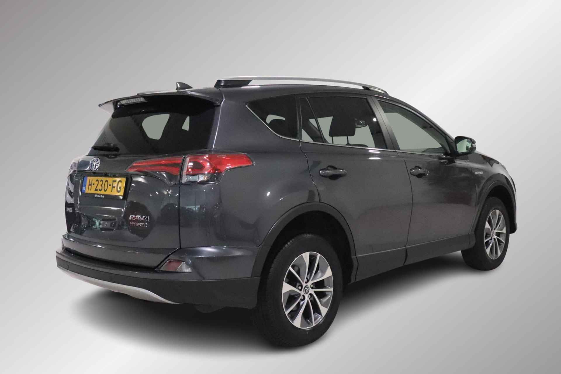 Toyota RAV4 2.5 Hybrid Energy, NAVI, Bearlock, Cruise & Climate control, Stoel en Ruitenwisser verwarming! - 2/40