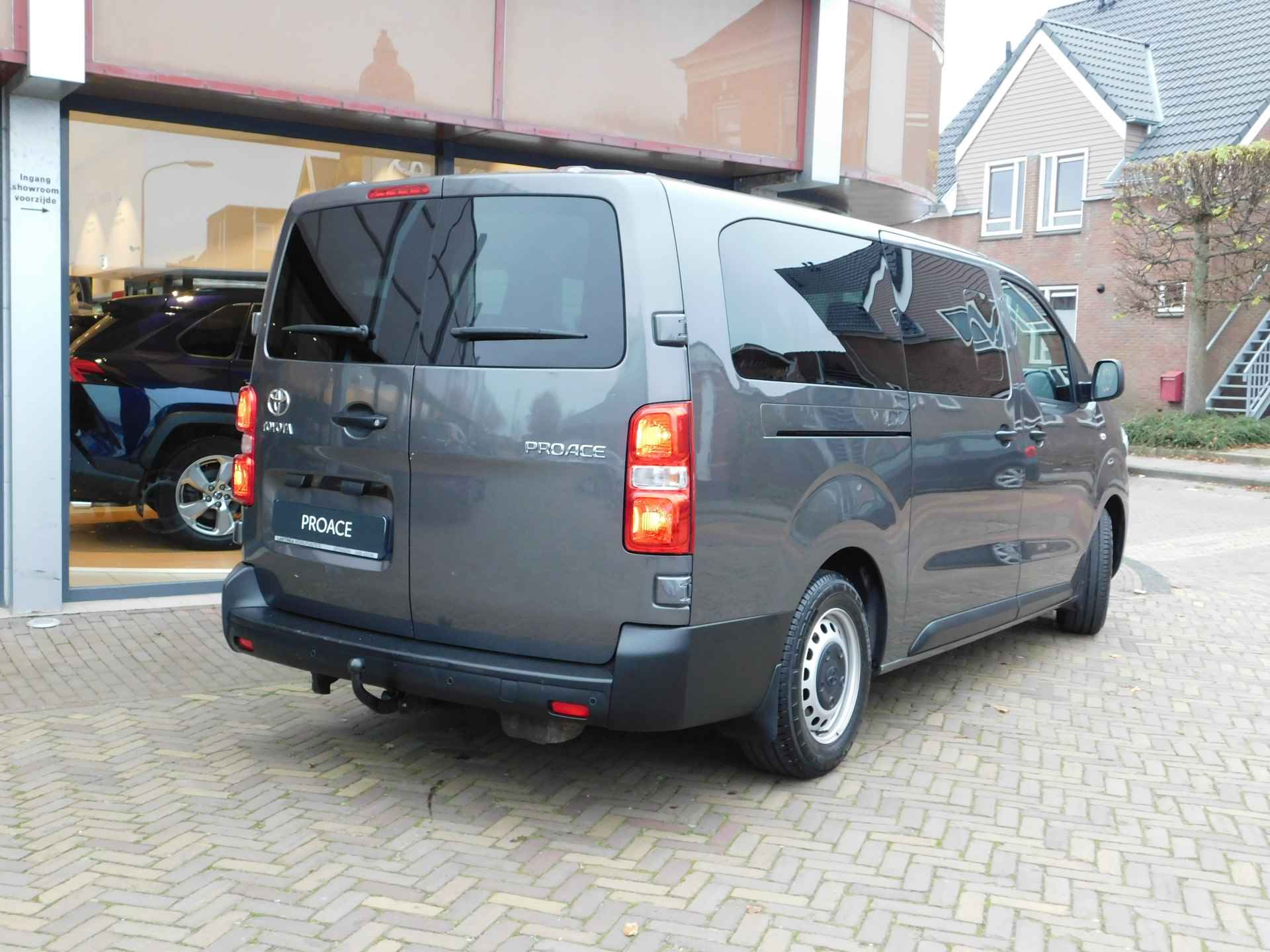 Toyota ProAce Shuttle 1.5 D-4D Cool Long - 28/36