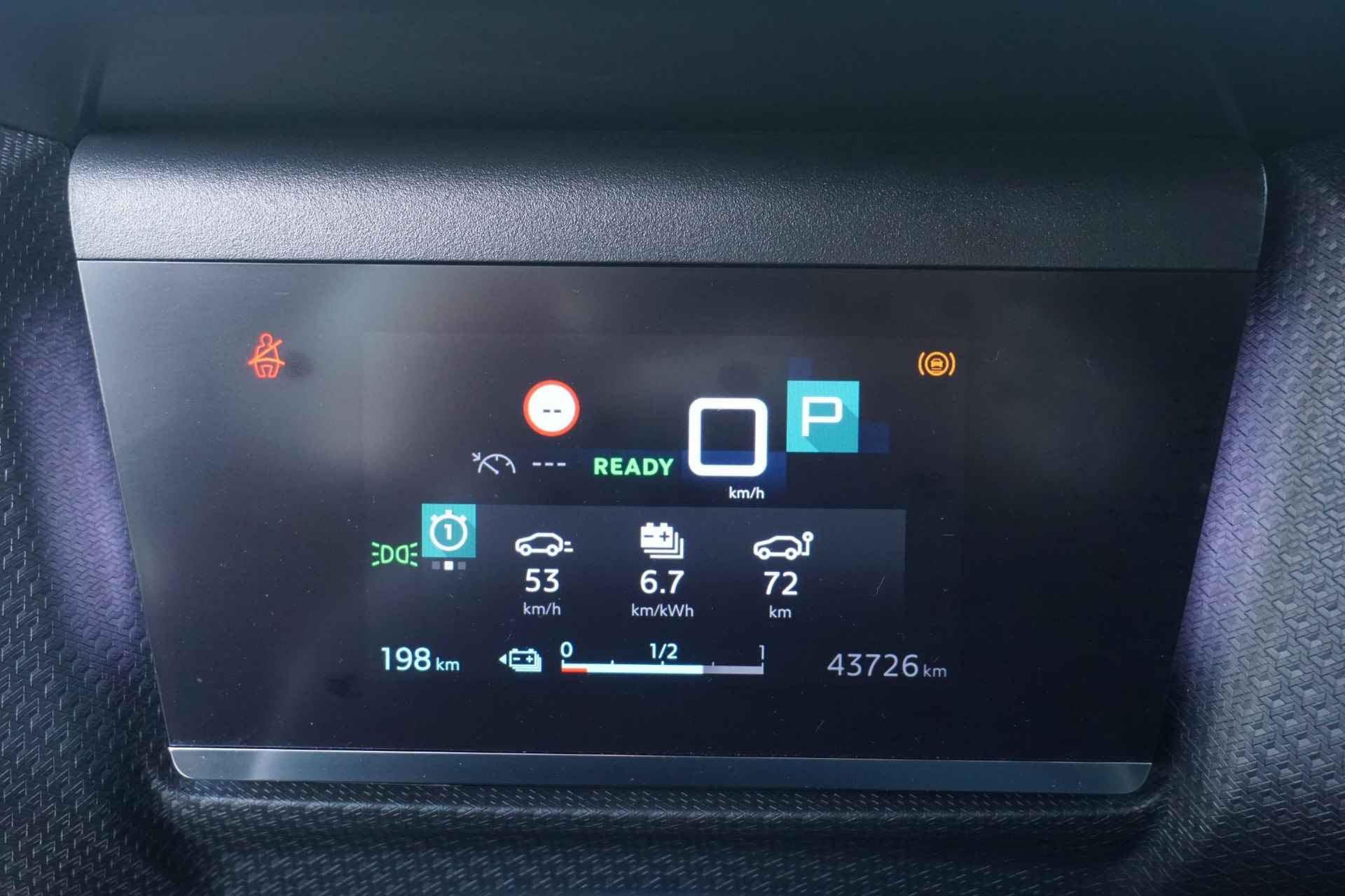 Citroen Ë-C4 Feel Pack 50 kWh 180° Camera | Keyless | Head-up display - 22/42