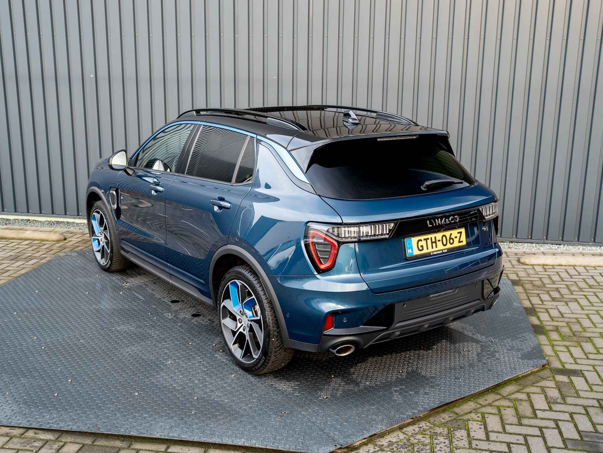 Lynk & Co 01 1.5 PHEV | 360 Camera | Panodak | Infinity Sound | Dodehoek sensoren | Prijs Rijklaar!! - 50/58