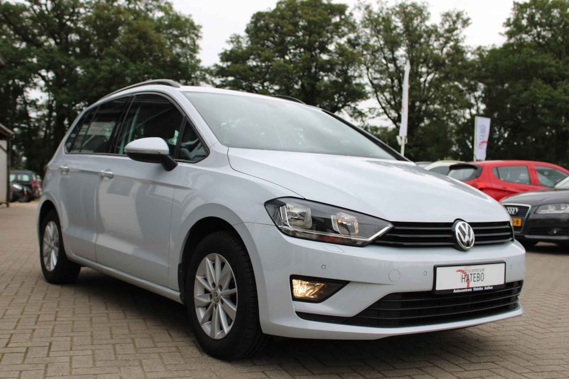 VOLKSWAGEN Golf 1.4 TSI Sportsvan Business Edition Navi PDC Climate Cruise - 7/32