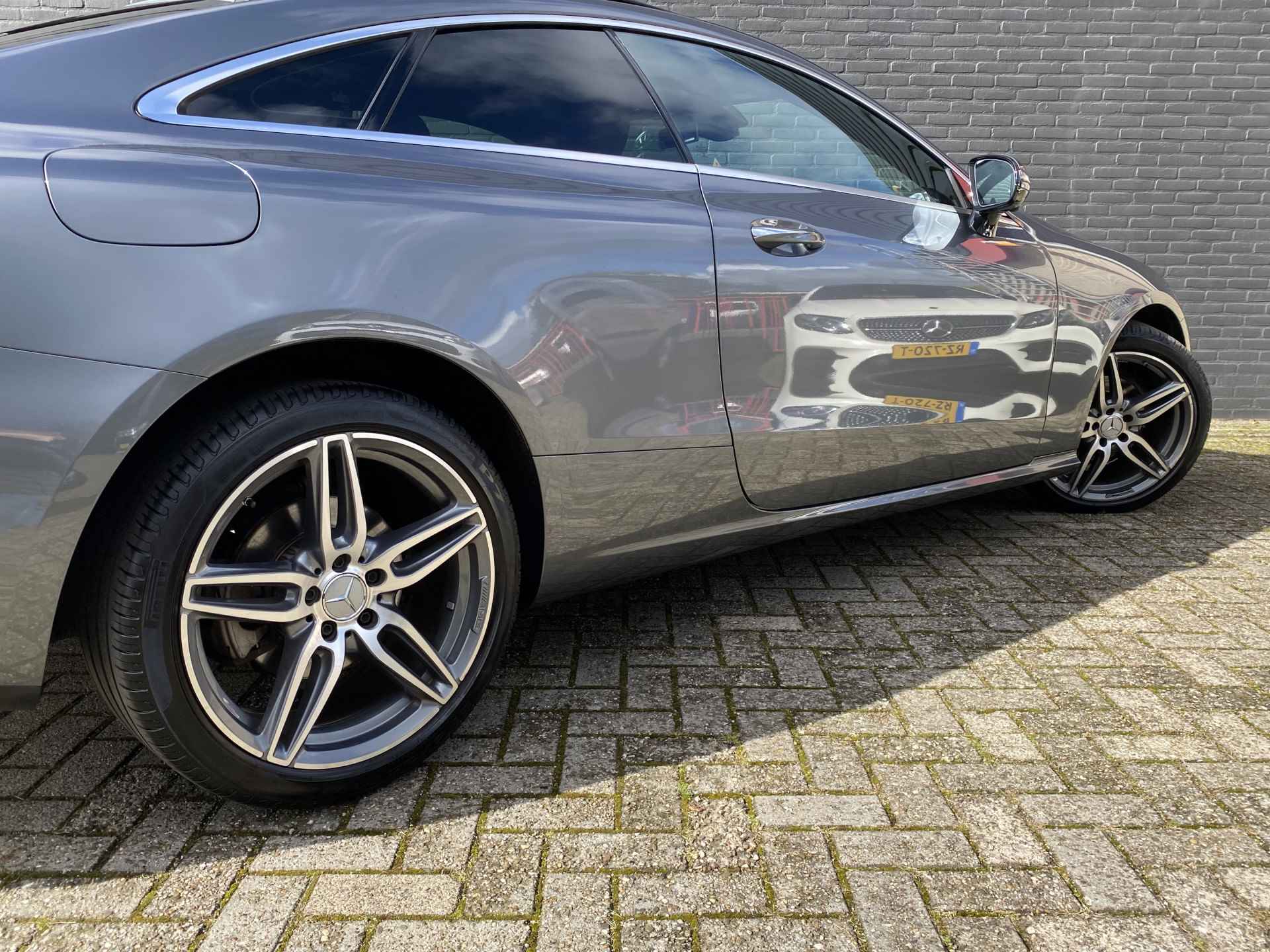 Mercedes-Benz E-Klasse Coupé 200 Premium Plus AUT. | widescreen navigatie | panoramadak | burmester audio | adaptieve cruise | NL auto - 11/57