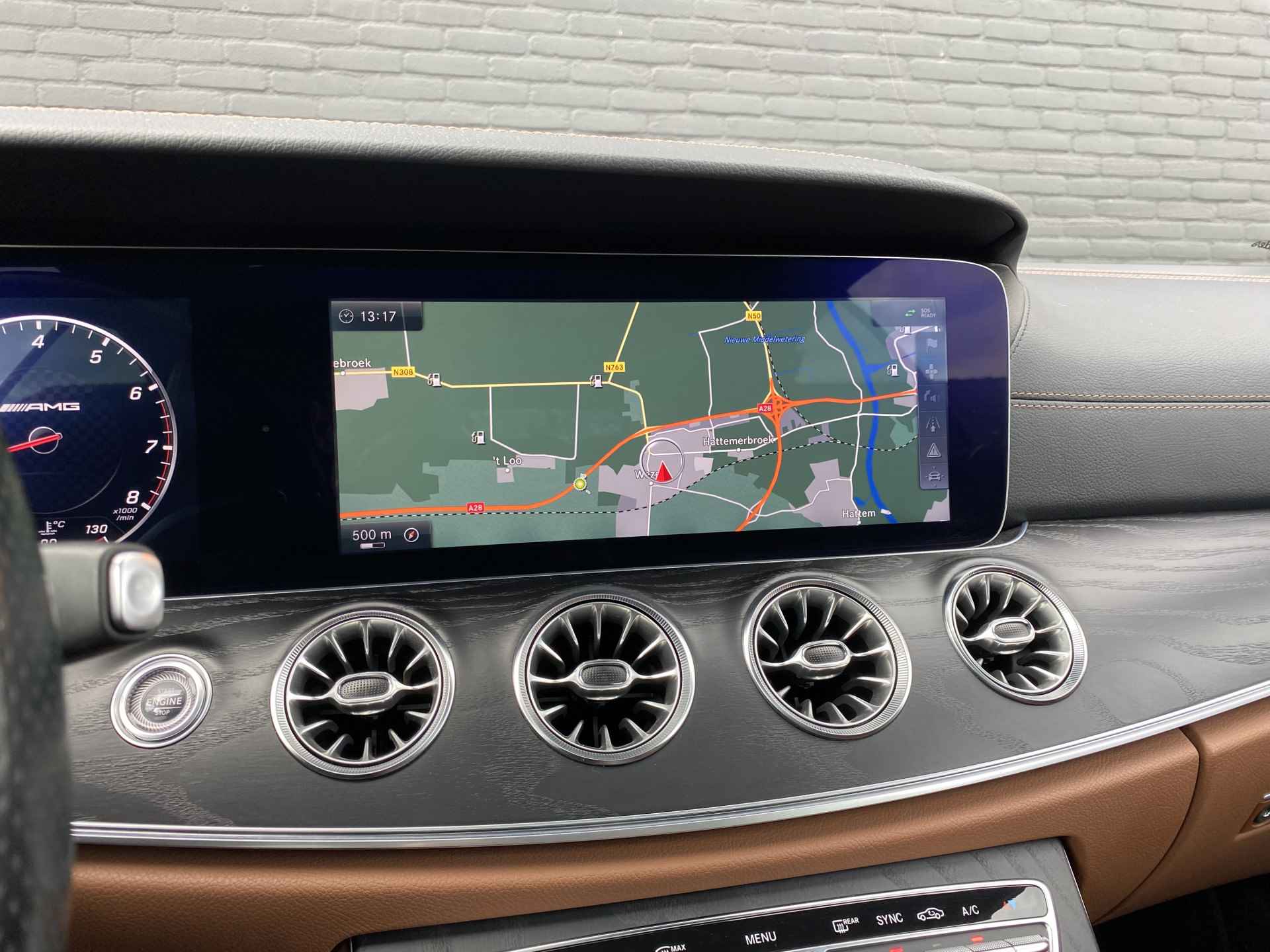 Mercedes-Benz E-Klasse Coupé 200 Premium Plus AUT. | widescreen navigatie | panoramadak | burmester audio | adaptieve cruise | NL auto - 28/57