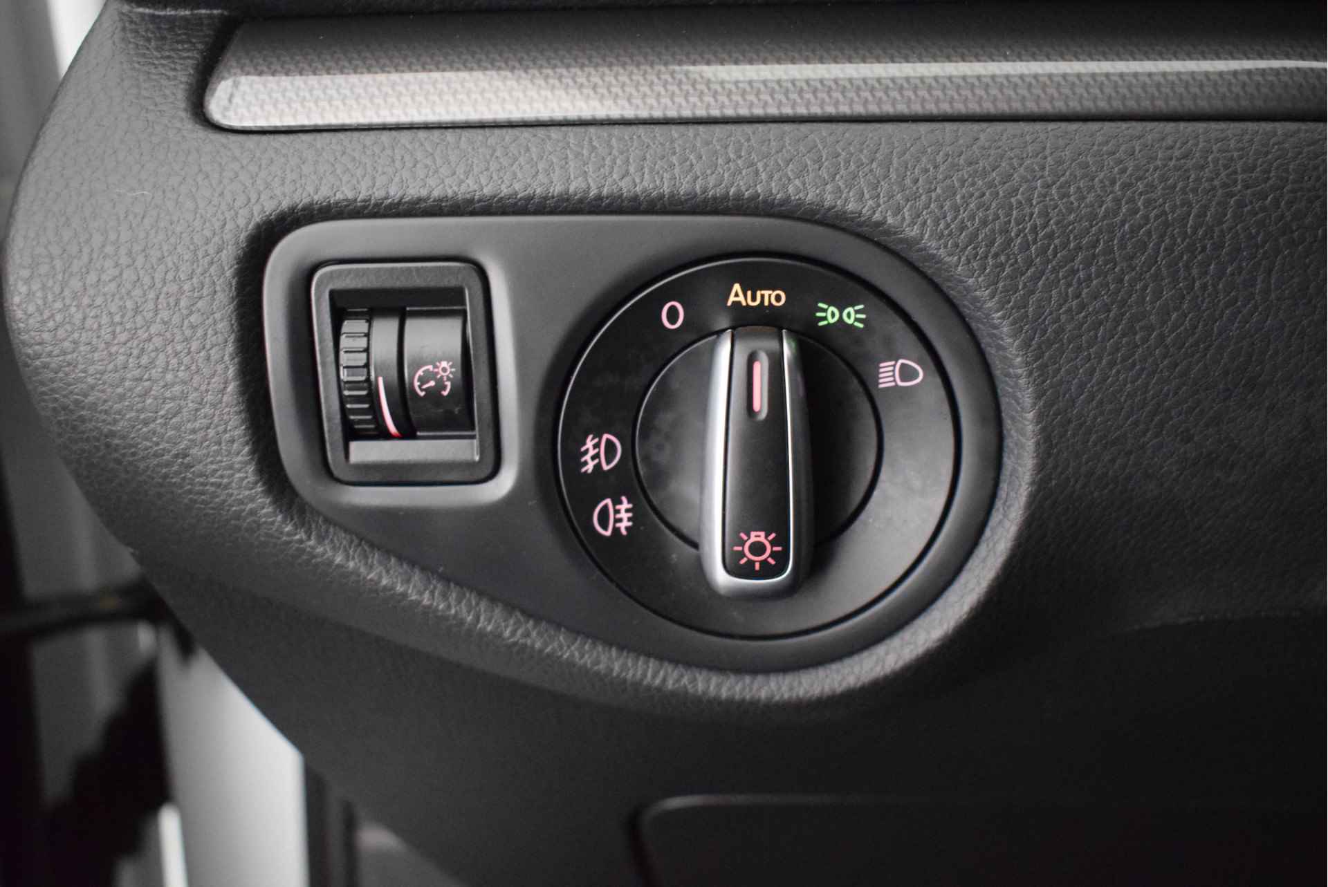 Volkswagen Sharan 1.4 TSI 150pk DSG IQ.Drive Xenon Trekhaak Camera Stoelverwarming Navigatie - 12/49