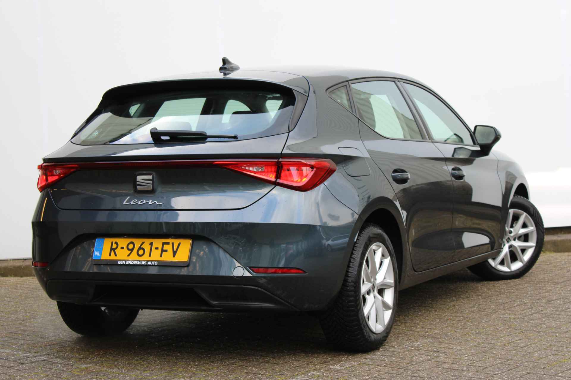 SEAT Leon 1.0 TSI 90PK Reference | APP CONNECT | CLIMATE + CRUISE CONTROL | 16 INCH - 4/40