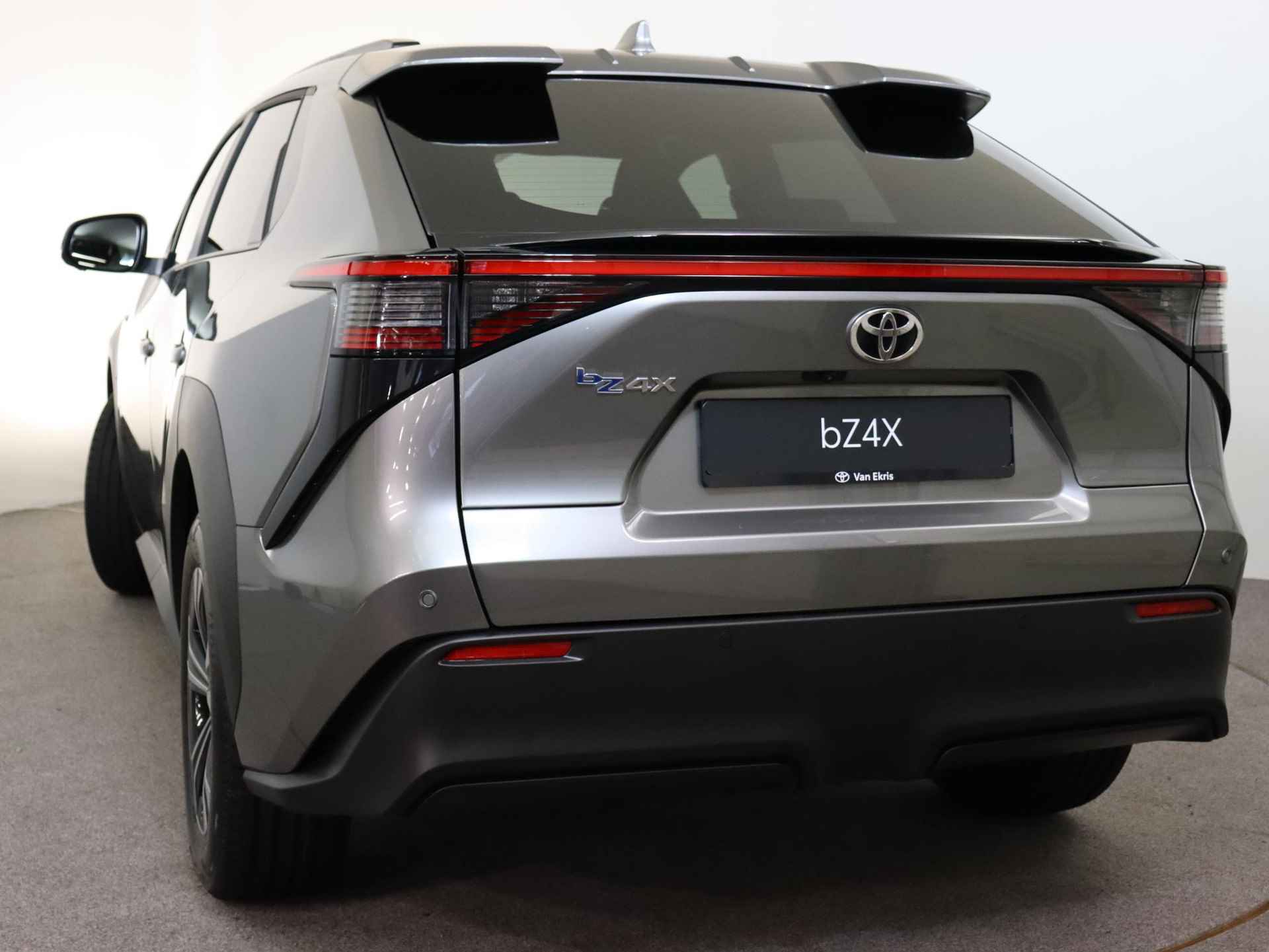 Toyota bZ4X Dynamic 71 kWh | Snel leverbaar | Apple carplay & Android auto | 18 Inch Lm velgen | - 14/41