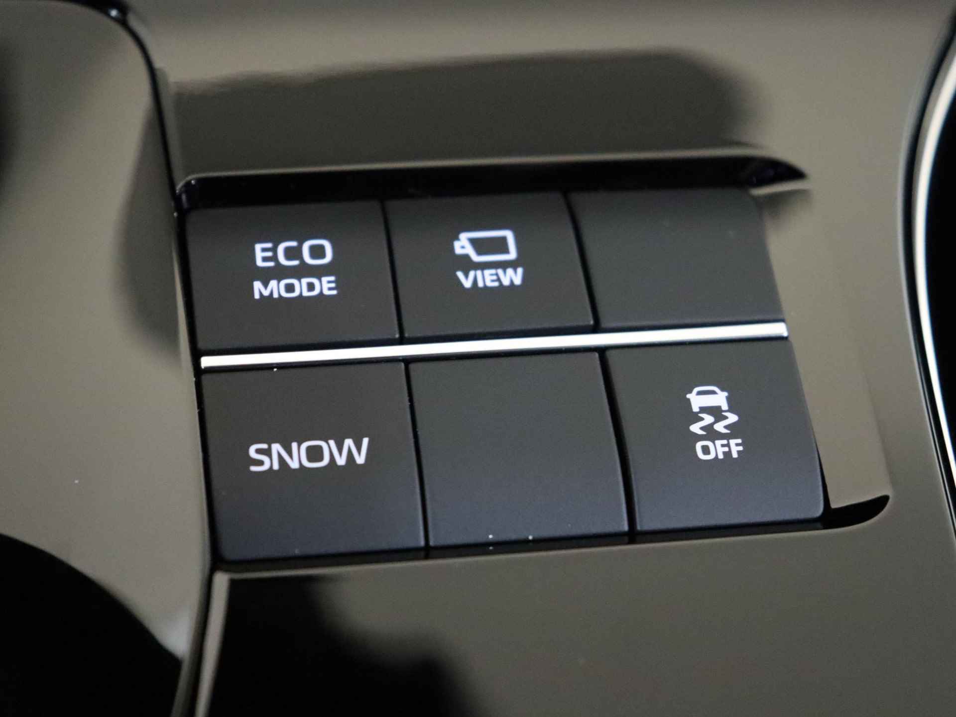 Toyota bZ4X Dynamic 71 kWh | Snel leverbaar | Apple carplay & Android auto | 18 Inch Lm velgen | - 23/41