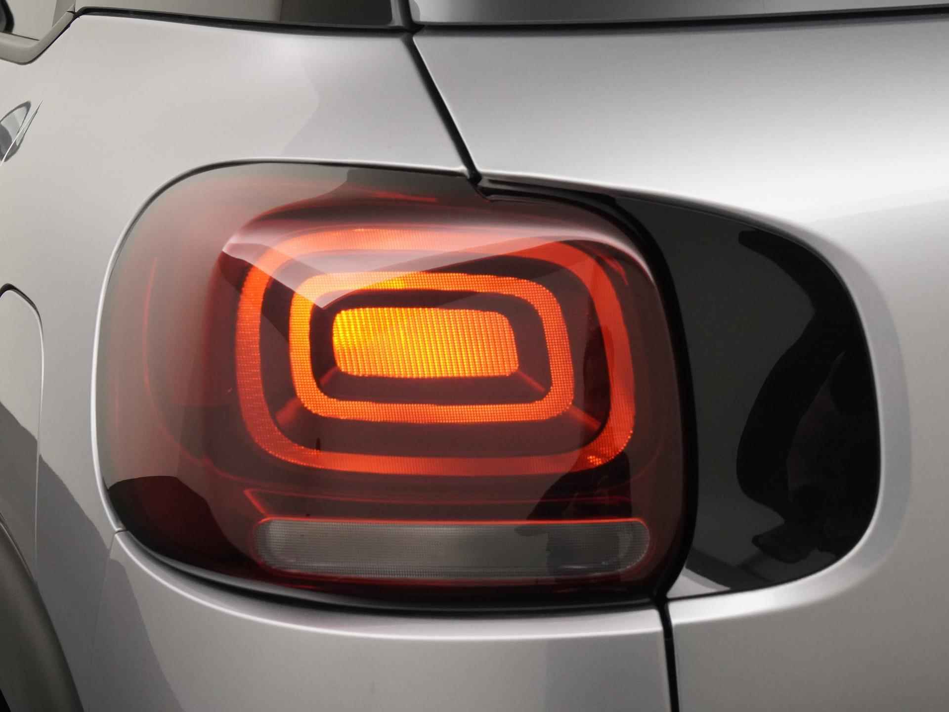 Citroën C3 Aircross 1.2 PureTech Feel | Apple/Android Carplay | Navigatie | Zondag Open! - 19/31