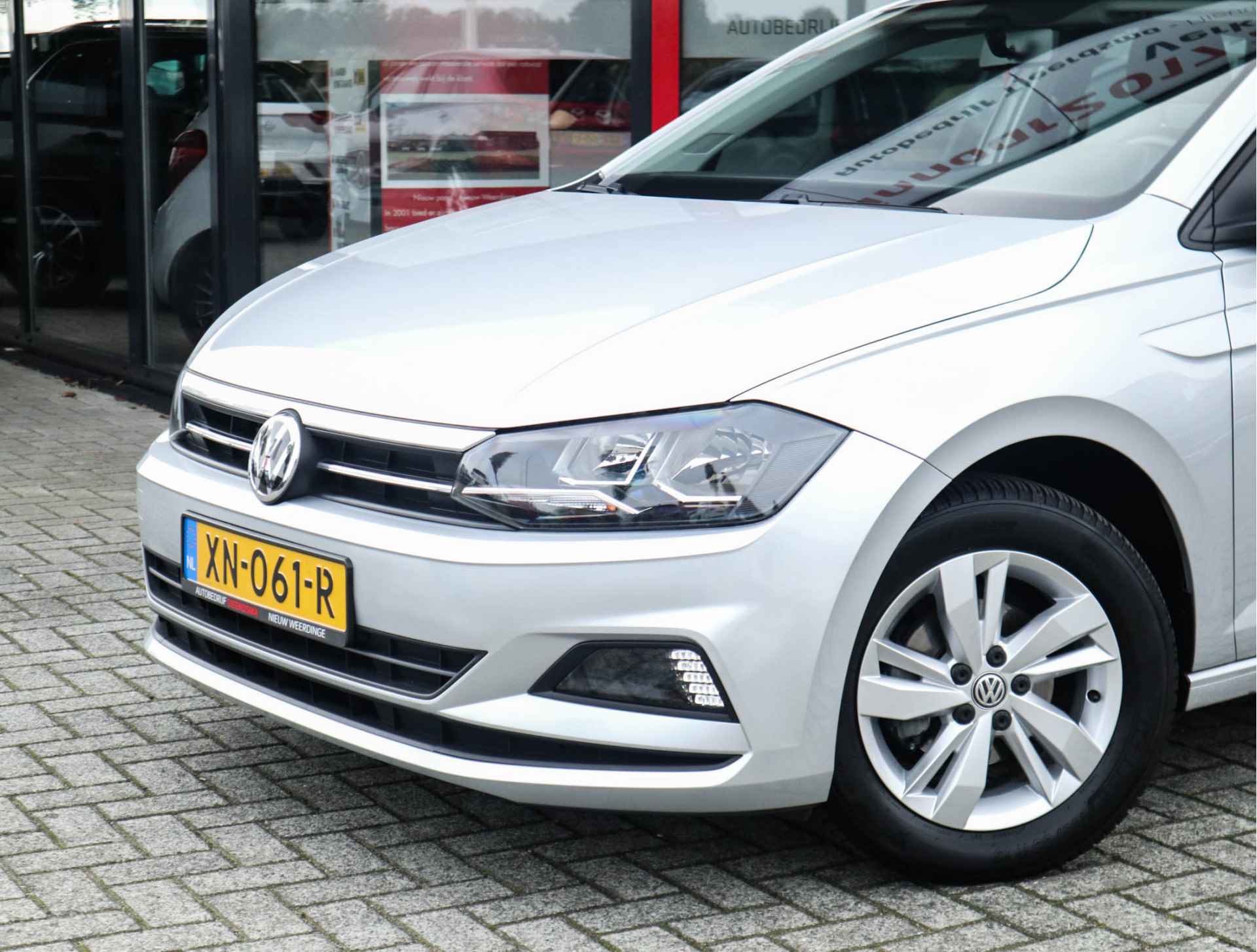 Volkswagen Polo 1.0 TSI Comfortline Business App-Navi/Clima/Adapt.Cruise/Automaat/5DRS - 3/31