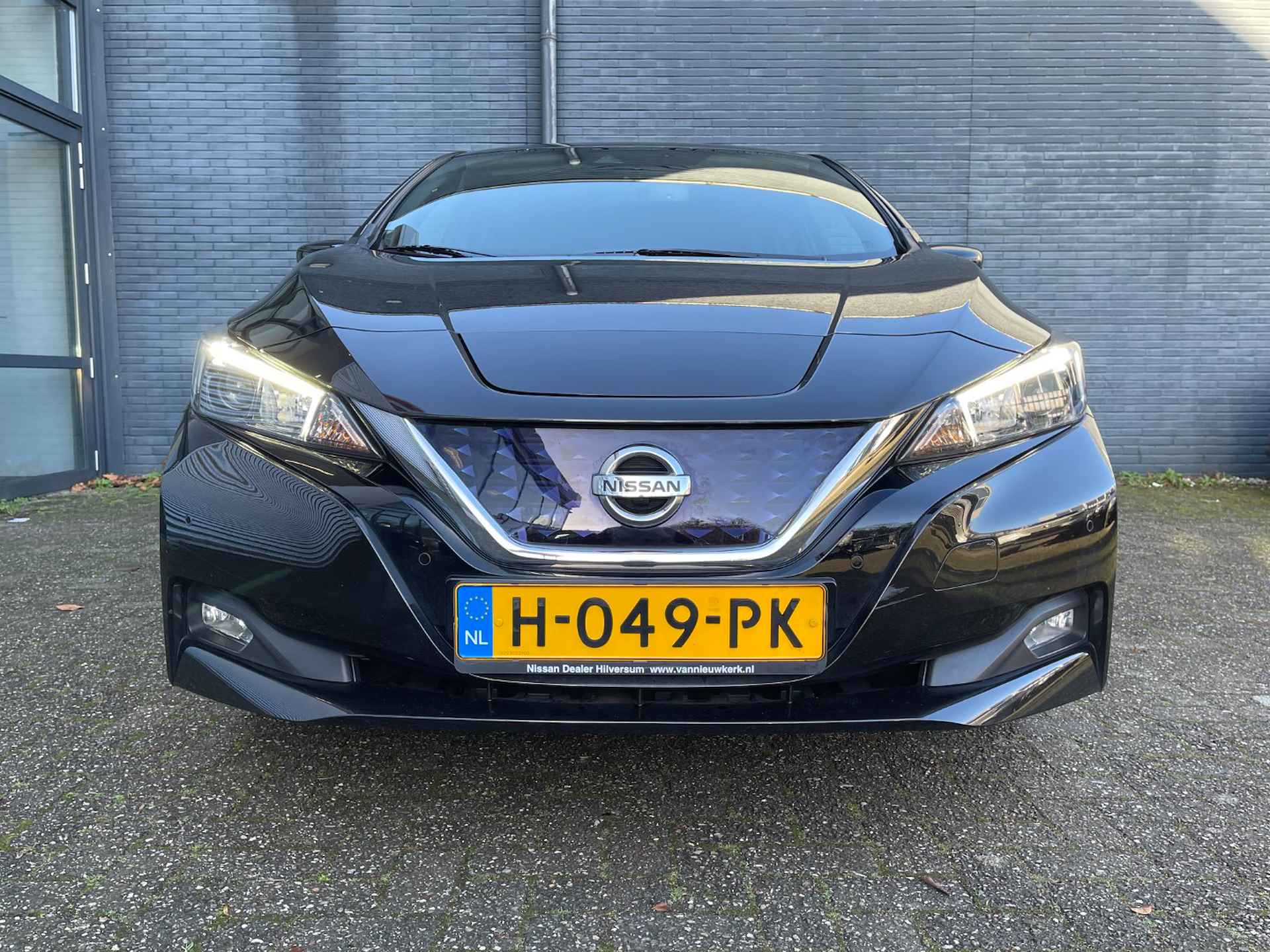 NISSAN Leaf Electric 150pk 40kWh N-Connecta | Elektrische range tot 270 km | BTW |  Navi & Carplay | Adaptieve Cruisecontrol | Blindspot | Stoelverwarming V&A | - 11/36