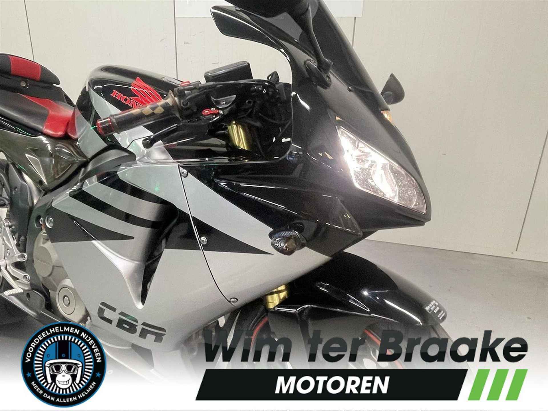 Honda CBR 600 RR - 2005 - 14/24