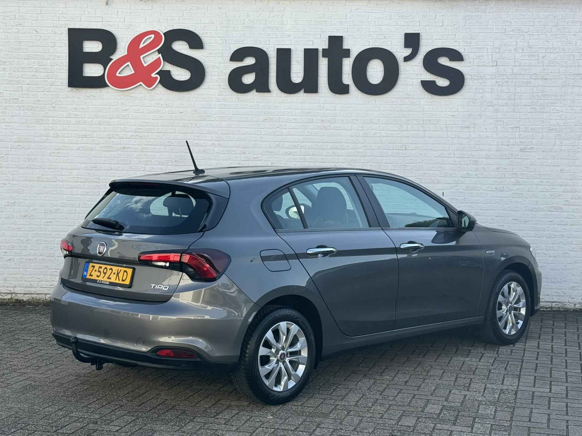 Fiat Tipo 1.4 Mirror Navigatie Clima Cruise 4 Seizoenen banden Stoelverwarming - 3/44